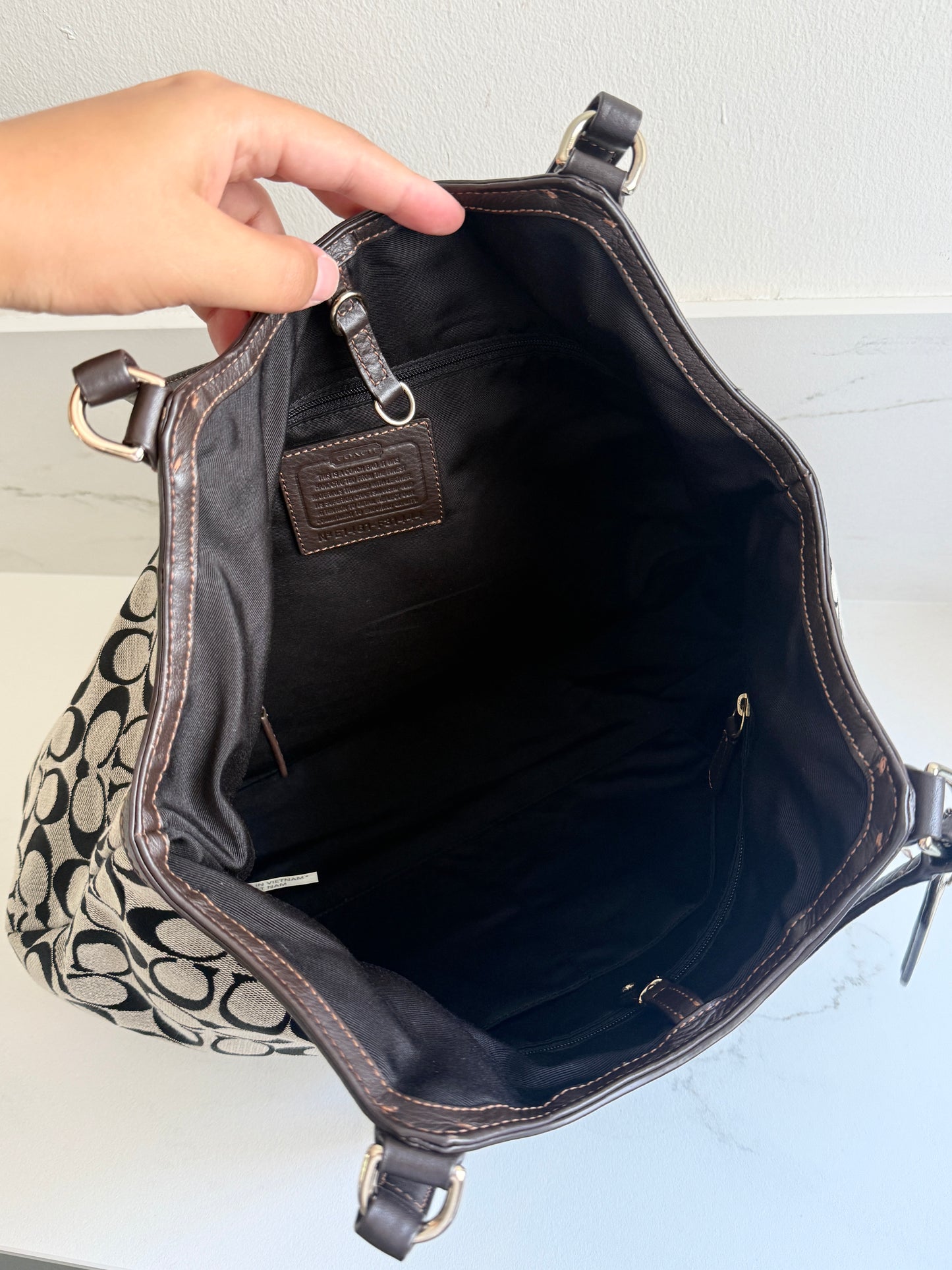 Super Rare Coach Devin Signature Tote Shoulder Bag