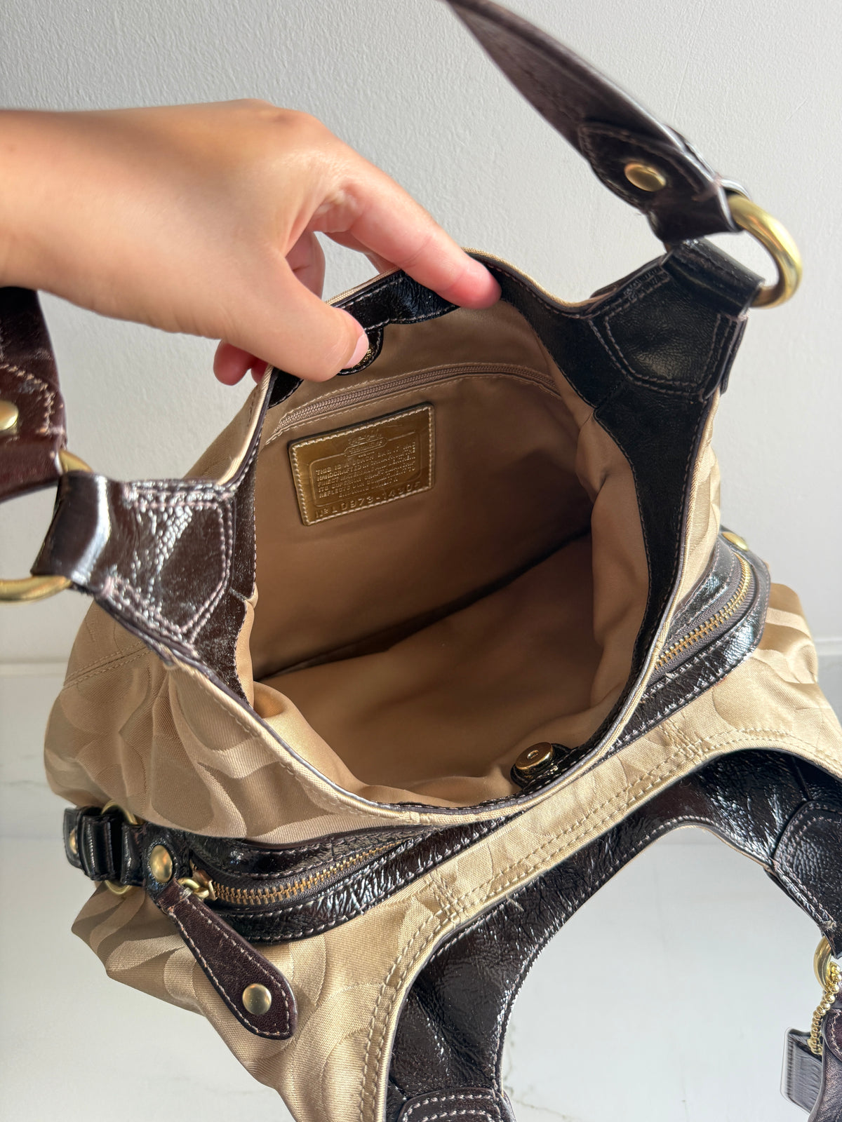 Rare Coach Madison Maggie Brown Shoulder Bag
