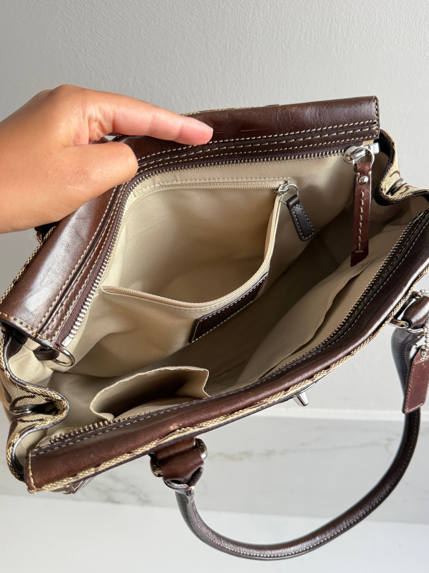 Rare Coach Hampton Signature Shoulder Bag