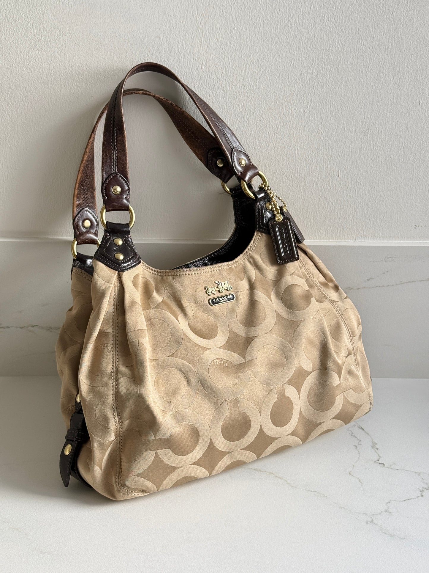 Super Rare Coach Madison Maggie Shoulder Bag