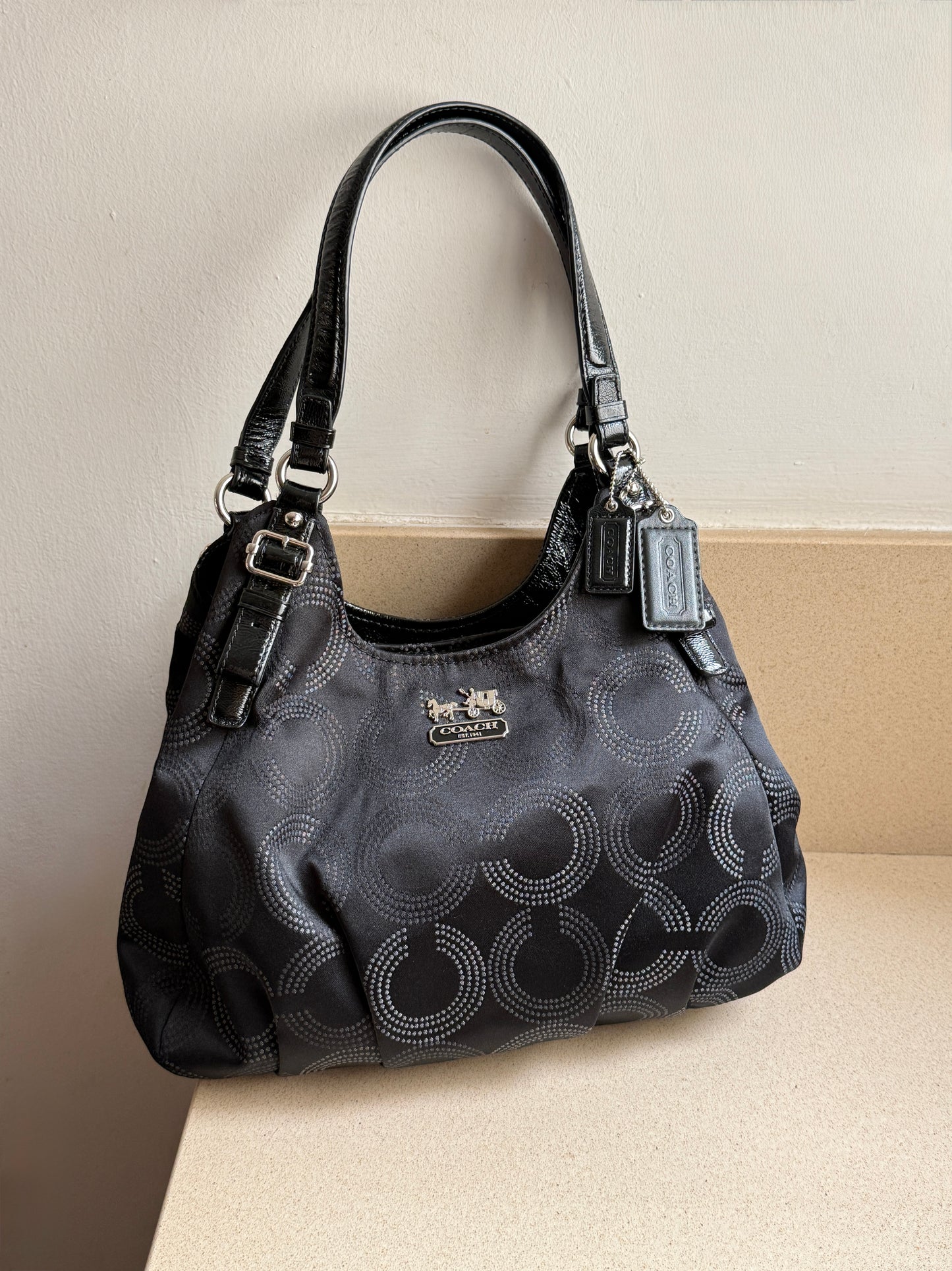 Coach Madison Maggie Shoulder Bag
