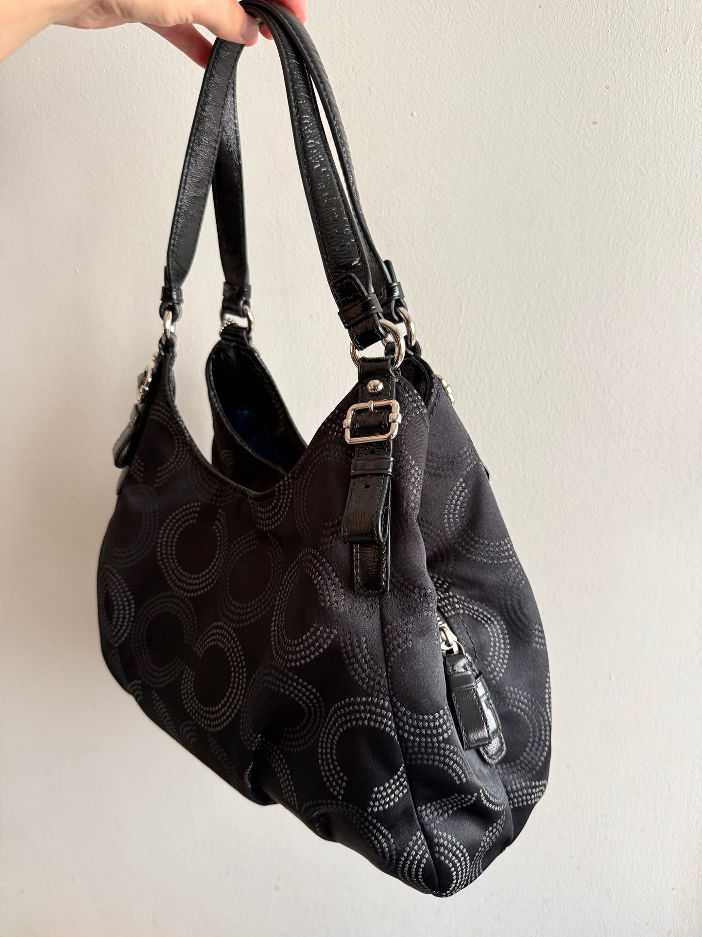 Coach Madison Maggie Shoulder Bag