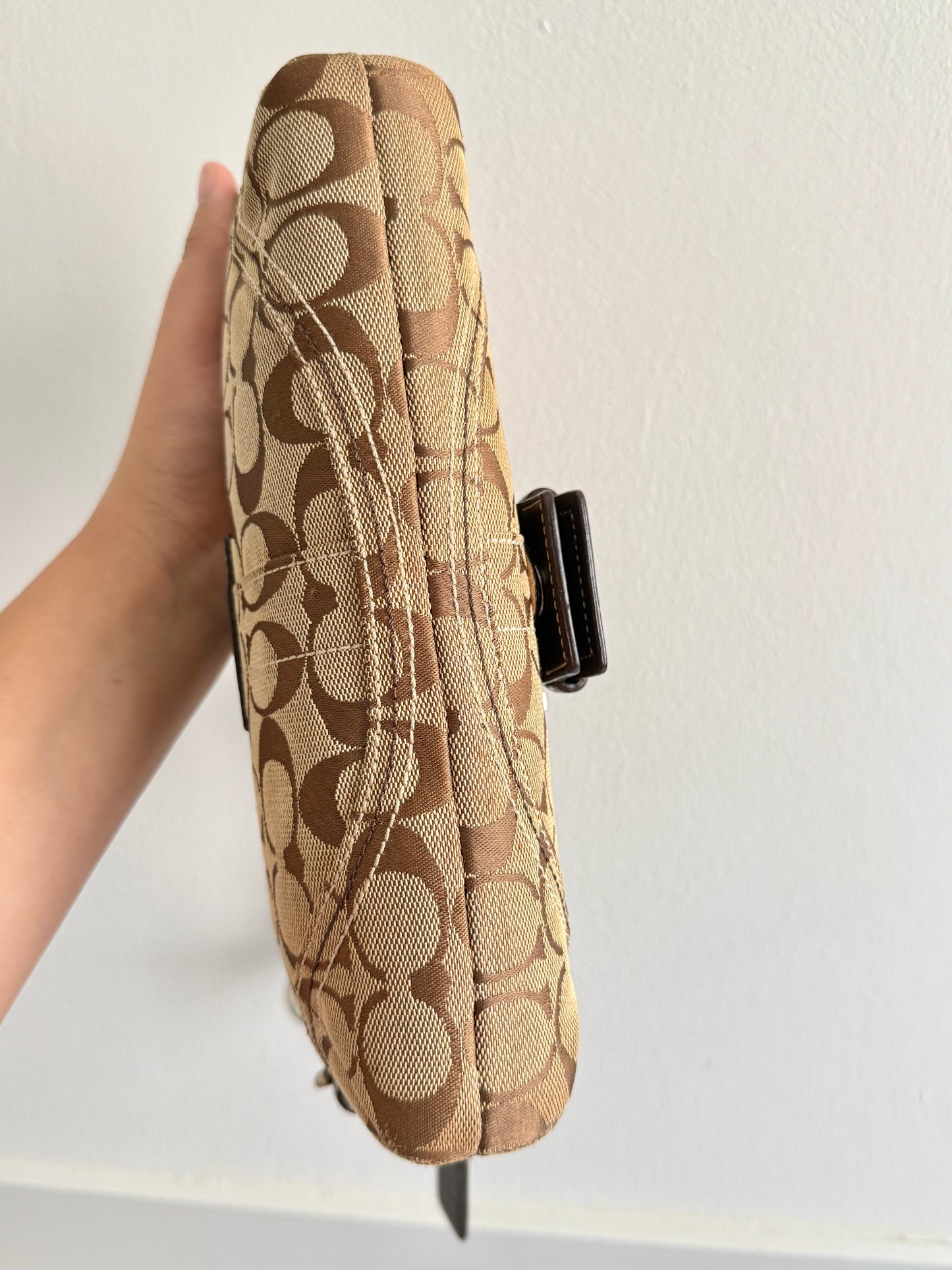 Super Rare Coach Soho Signature Shoulder Bag