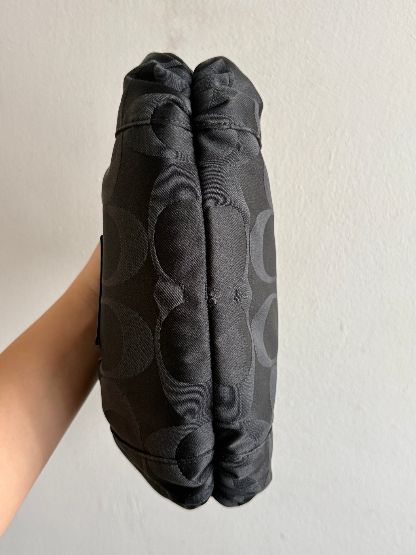 Rare Coach Poppy Signature Shoulder Bag