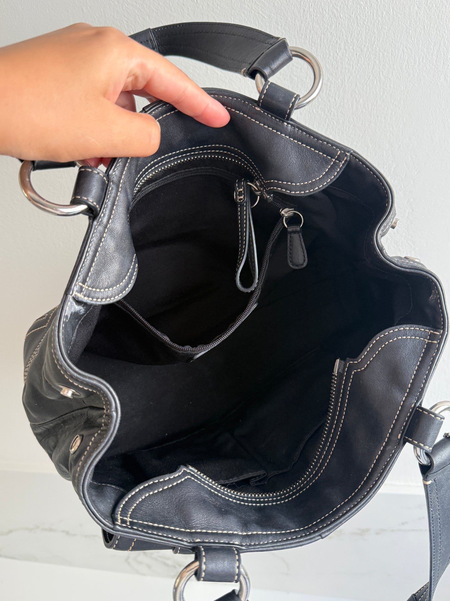 Super Rare Coach Soho Black Leather Shoulder Bag