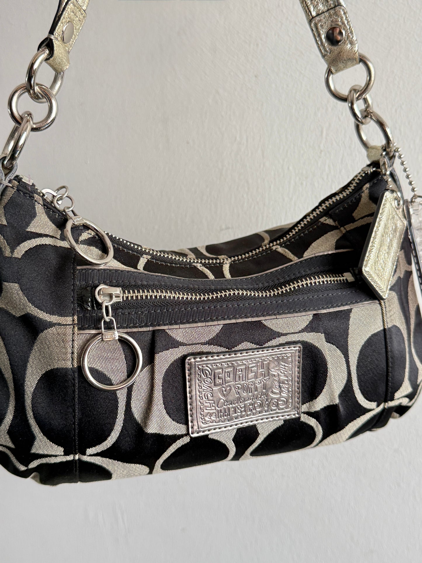 Super Rare Coach Poppy Siganture Shoulder Bag