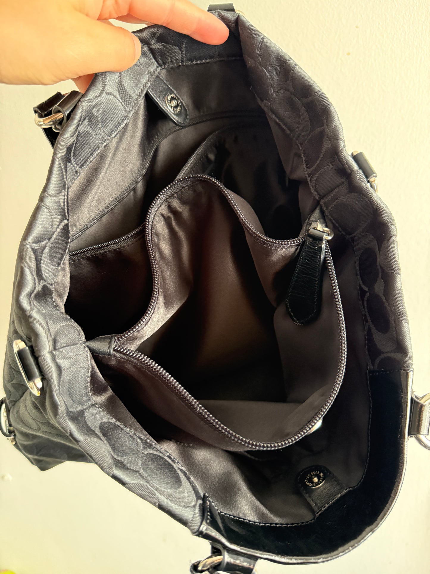 Rare Coach Ashley Signature Shoulder Bag