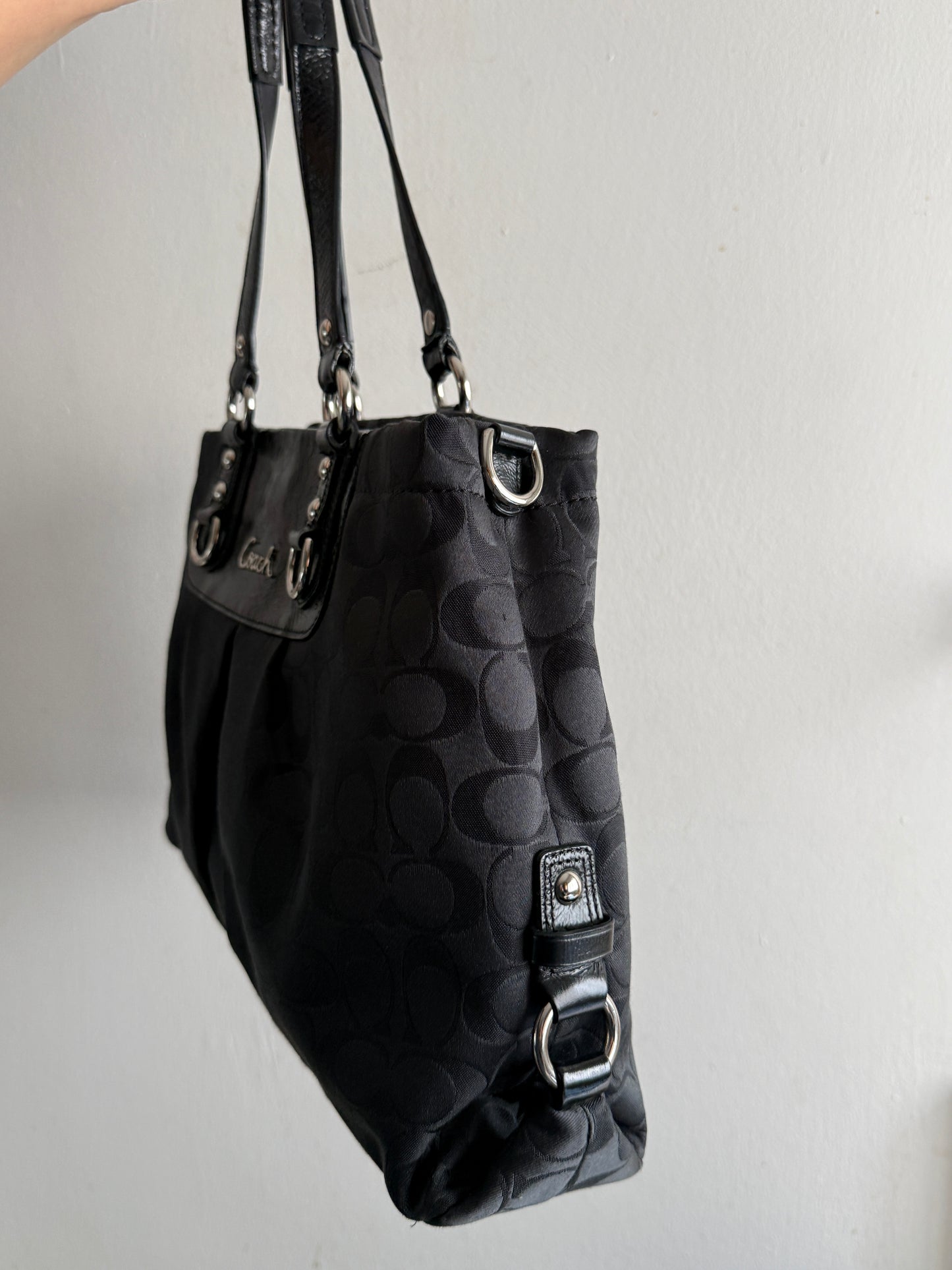 Rare Coach Ashley Signature Shoulder Bag