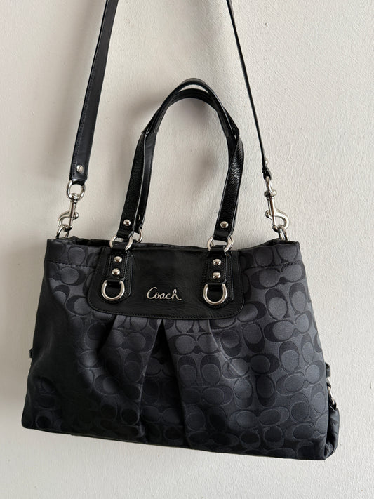 Rare Coach Ashley Signature Shoulder Bag