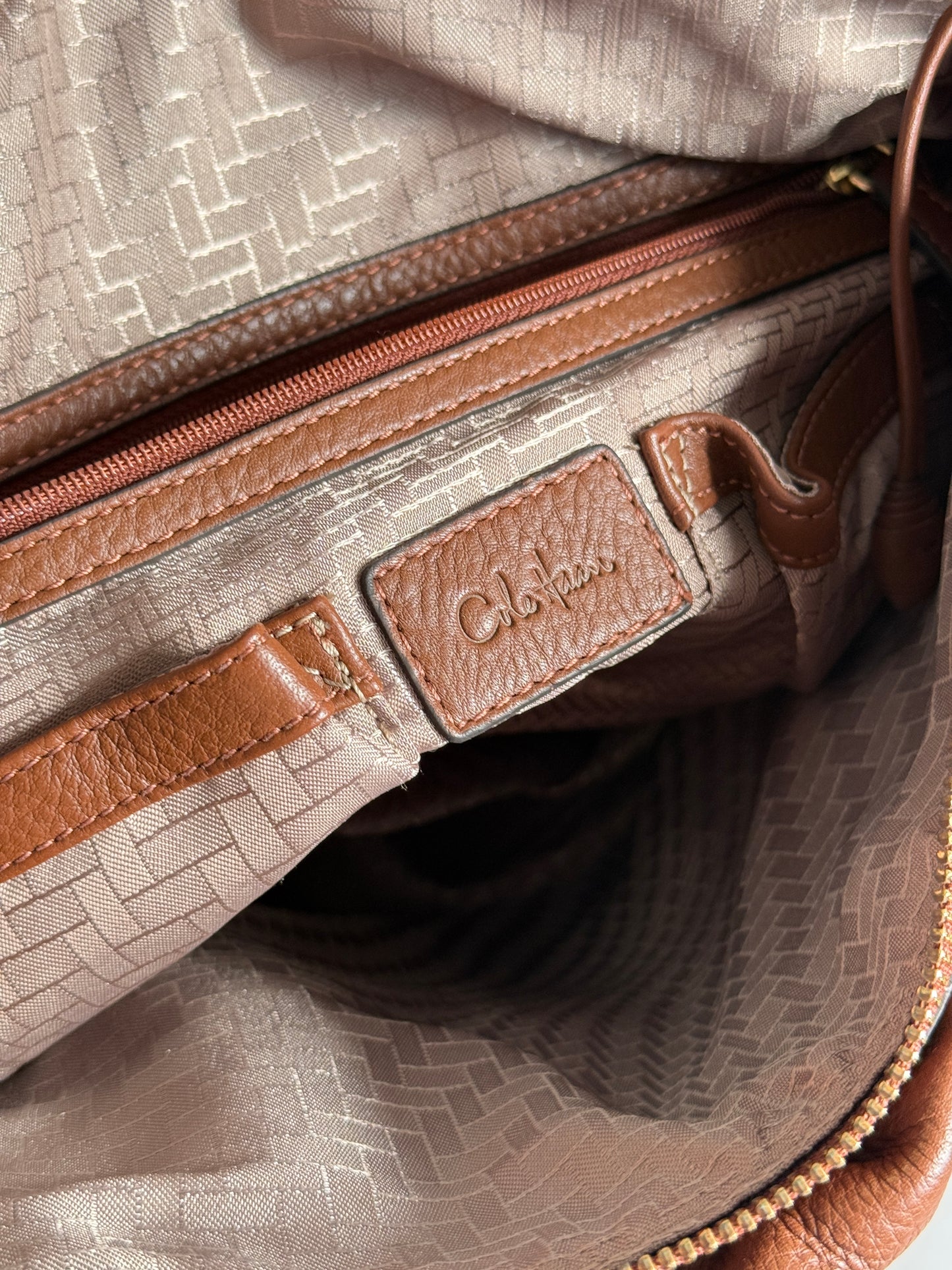 Super Rare Cole Haan Hobo Leather Shoulder Bag