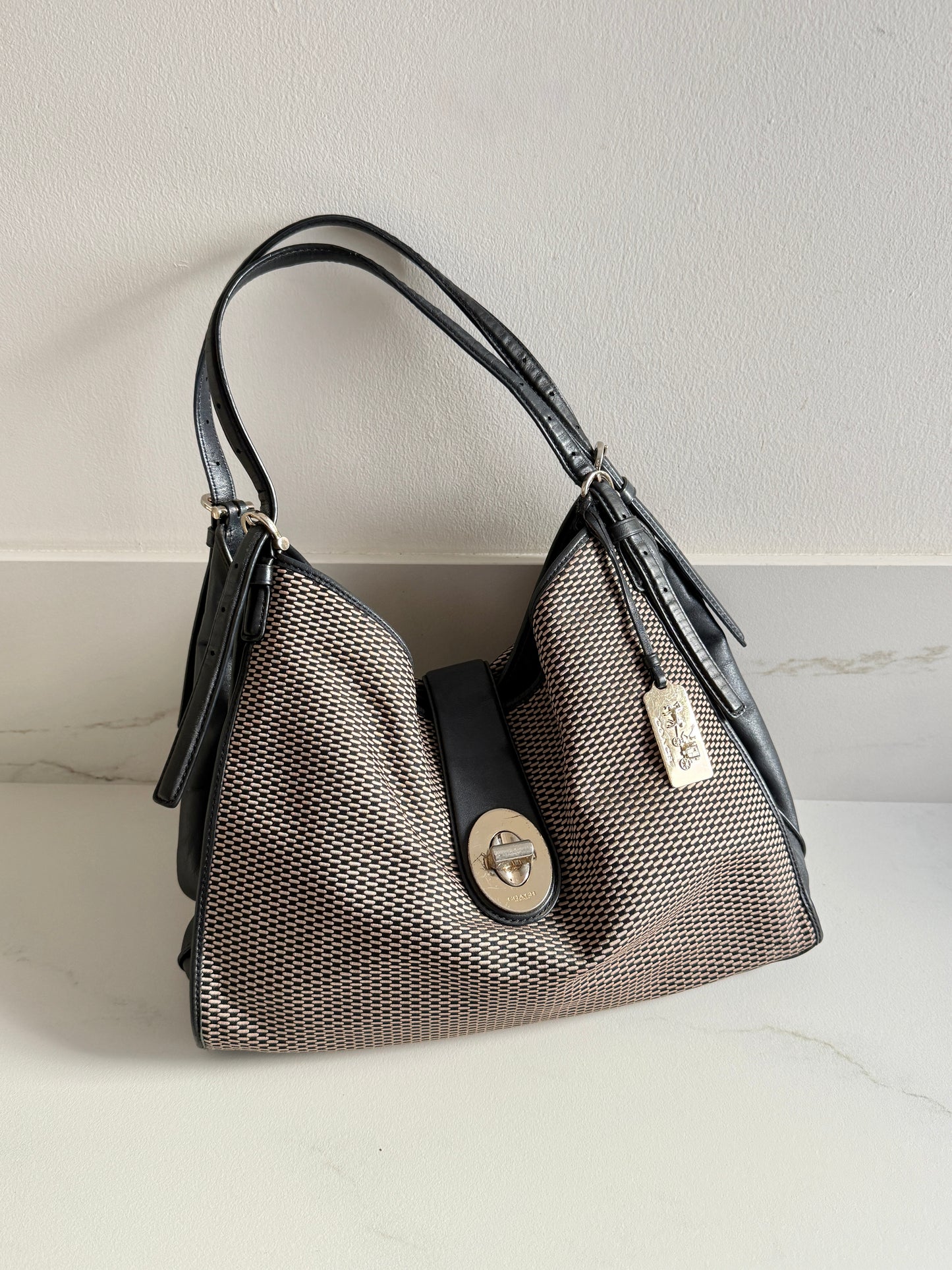 Super Rare Coach Madison Carlyle Shoulder Bag