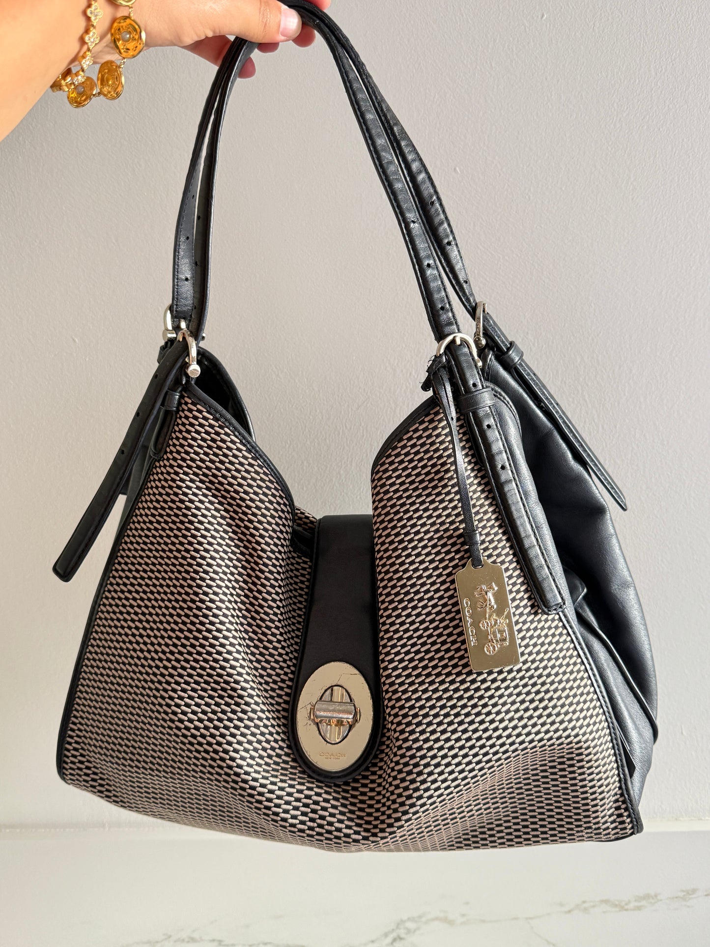 Super Rare Coach Madison Carlyle Shoulder Bag