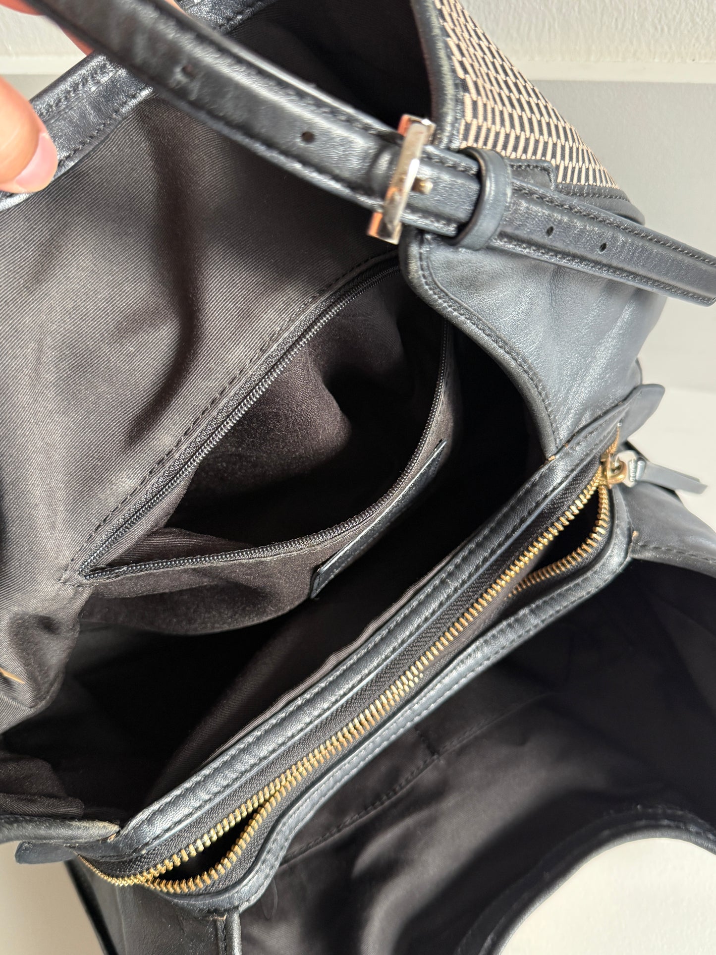 Super Rare Coach Madison Carlyle Shoulder Bag
