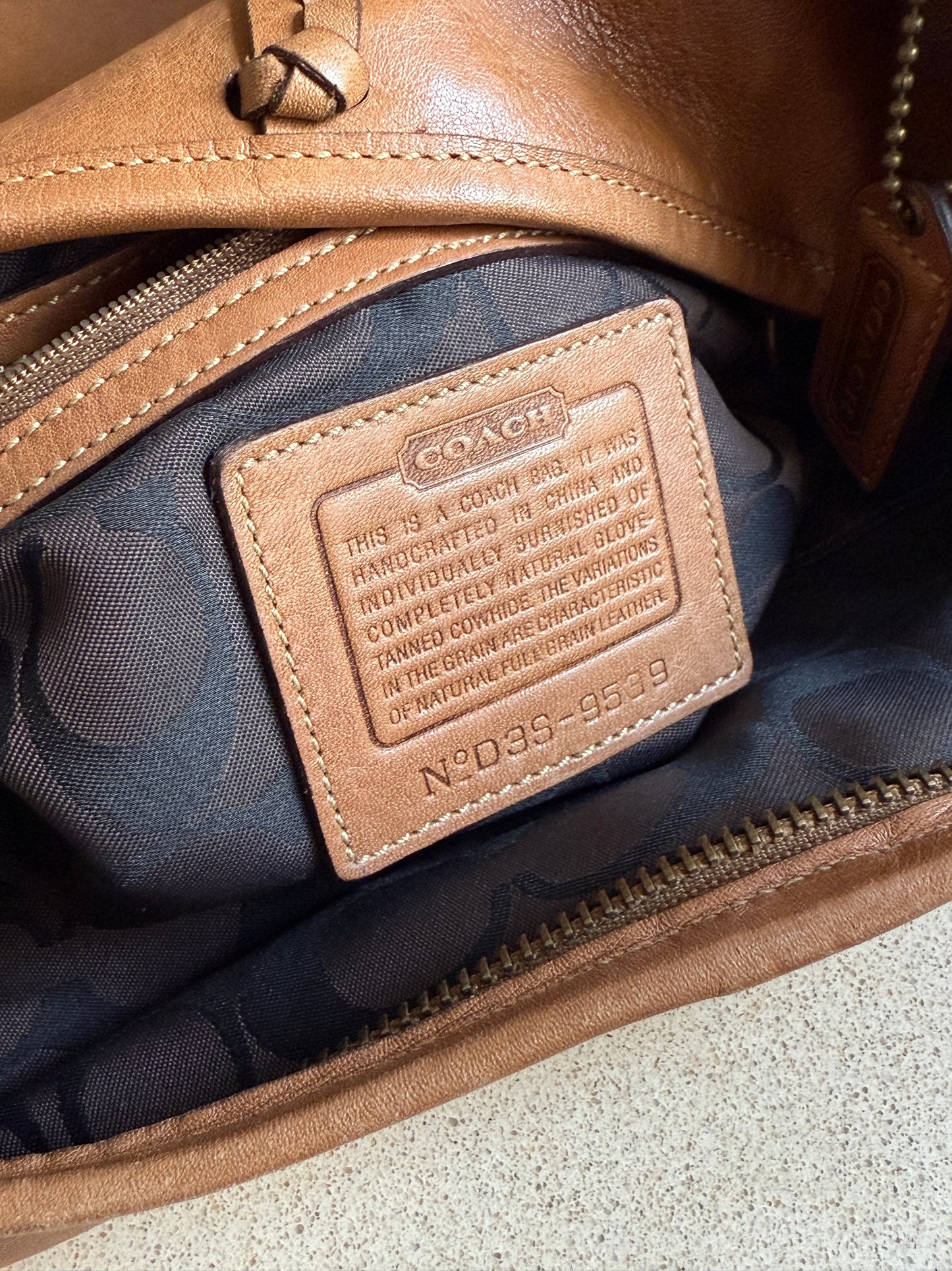Rare Coach Soho Leather Hobo Shoulder Bag