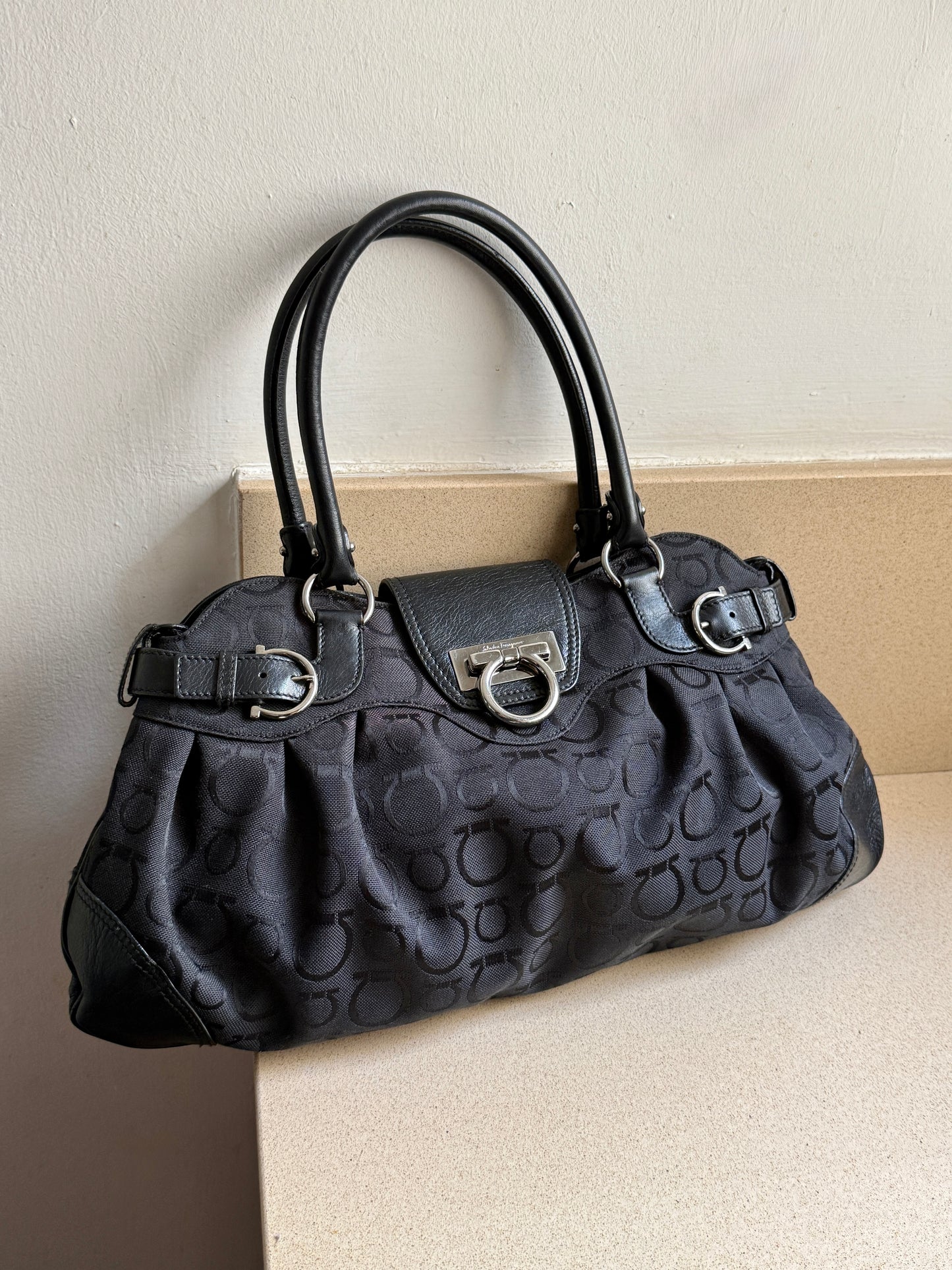 Rare Salvatore Ferragamo Gancini Marisa Black Shoulder Bag