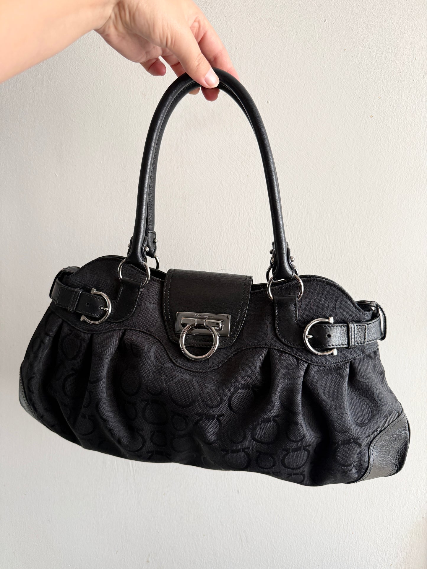Rare Salvatore Ferragamo Gancini Marisa Black Shoulder Bag