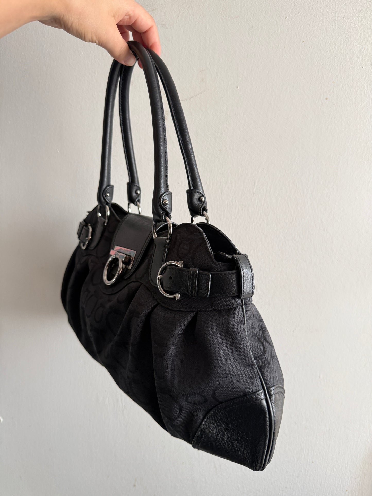 Rare Salvatore Ferragamo Gancini Marisa Black Shoulder Bag