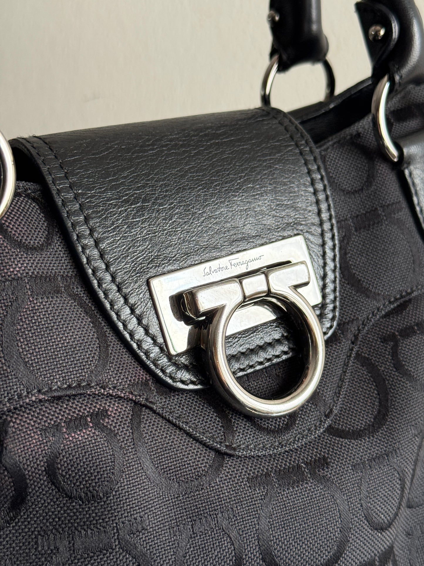 Rare Salvatore Ferragamo Gancini Marisa Black Shoulder Bag