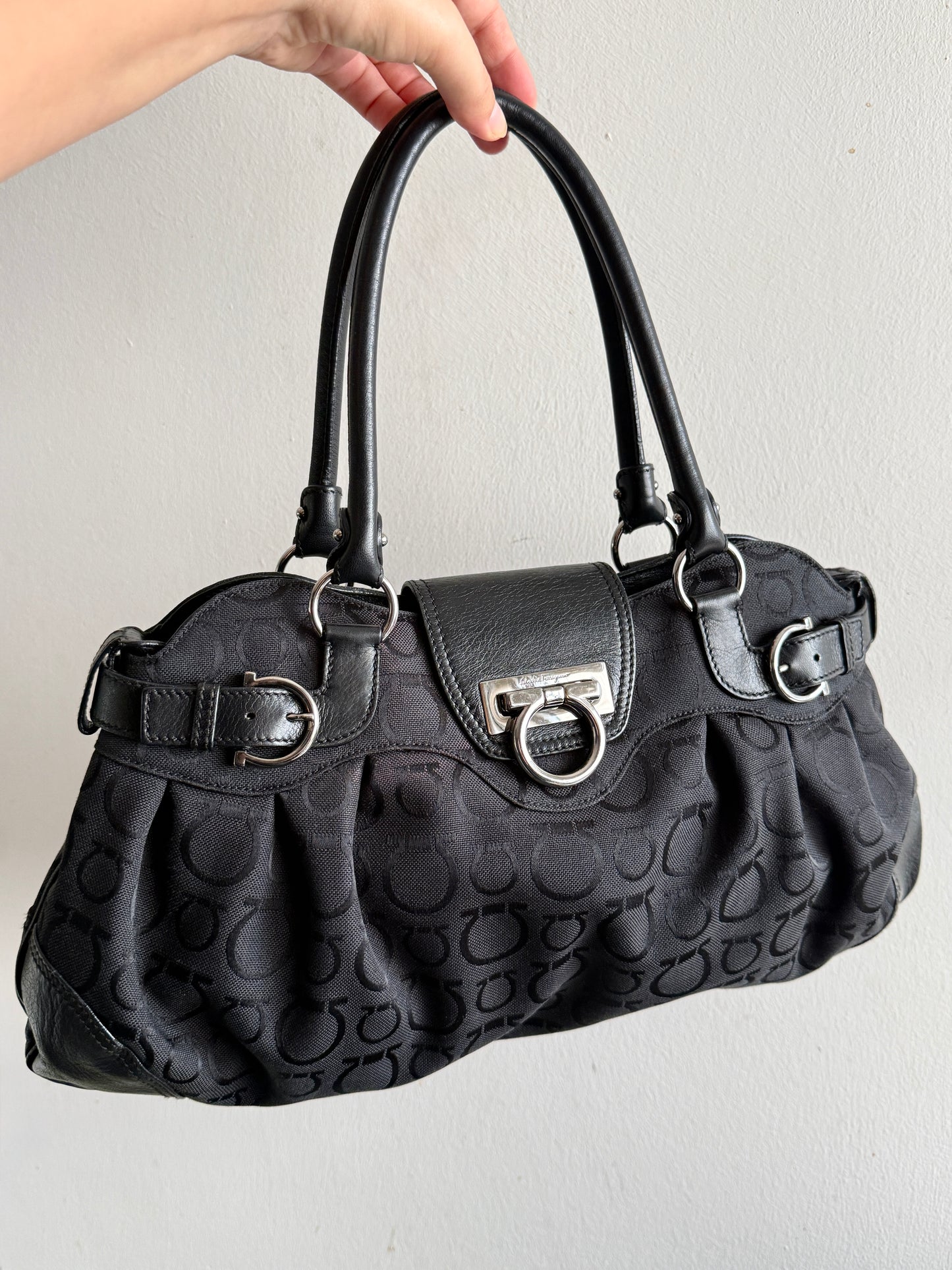 Rare Salvatore Ferragamo Gancini Marisa Black Shoulder Bag