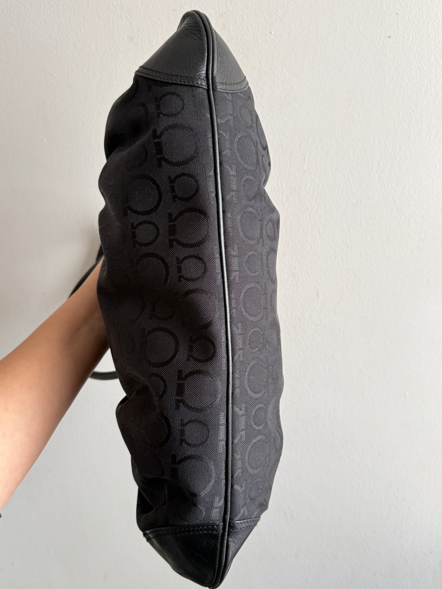 Rare Salvatore Ferragamo Gancini Marisa Black Shoulder Bag