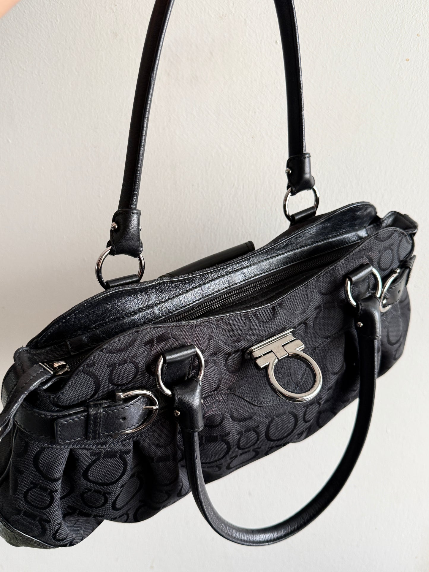 Rare Salvatore Ferragamo Gancini Marisa Black Shoulder Bag