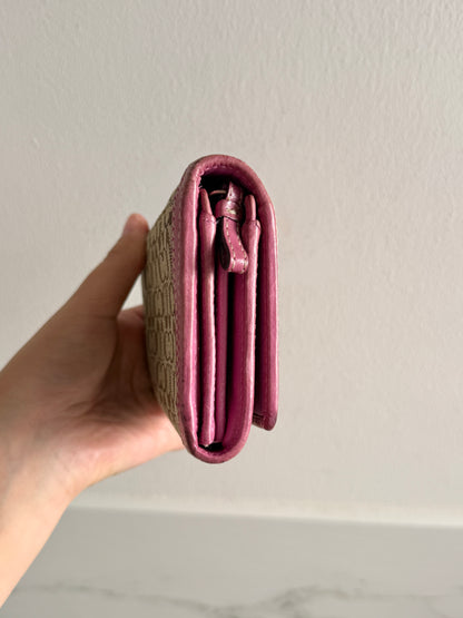 Rare Coach Signature Wallet