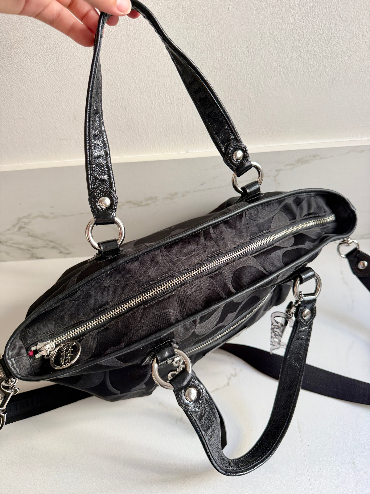 Coach Poppy Signature Shoulder Bag