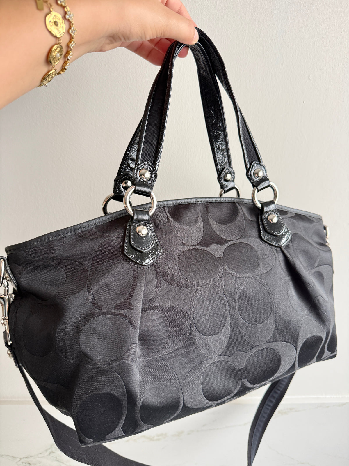Coach Poppy Signature Shoulder Bag