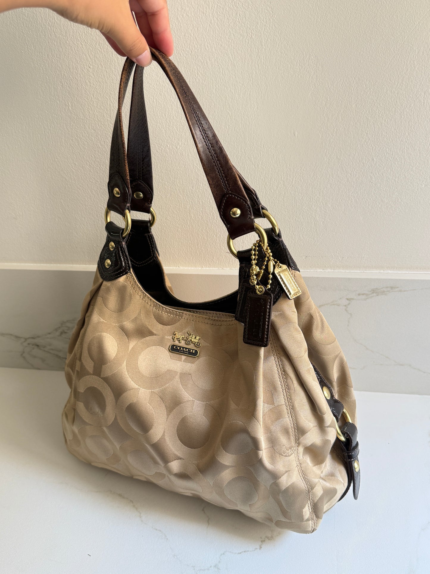 Rare Coach Madison Maggie Shoulder Bag