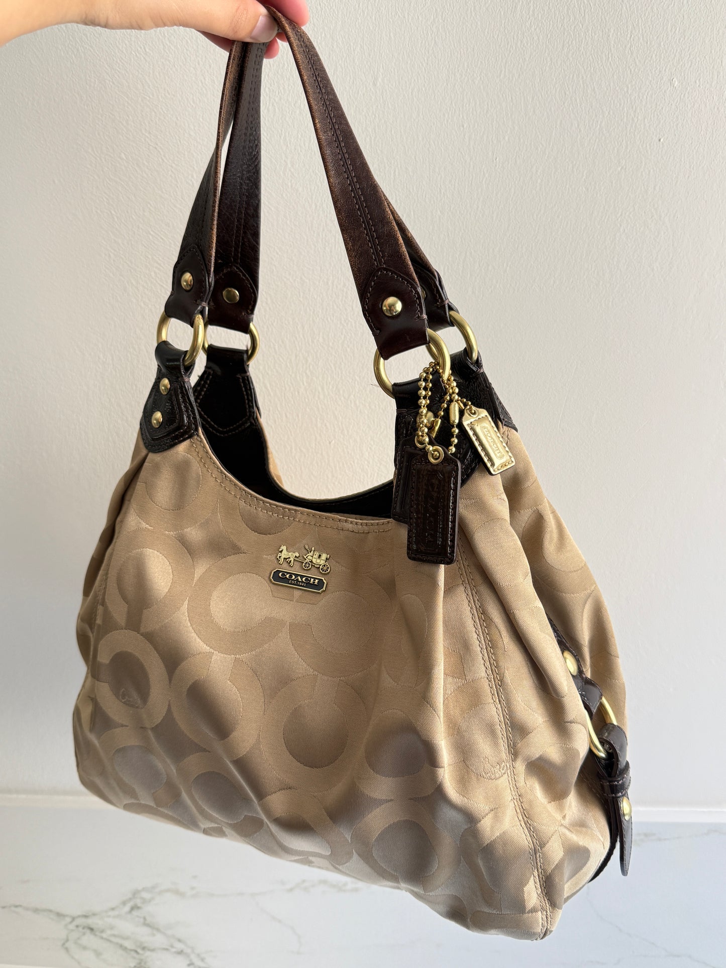 Rare Coach Madison Maggie Shoulder Bag
