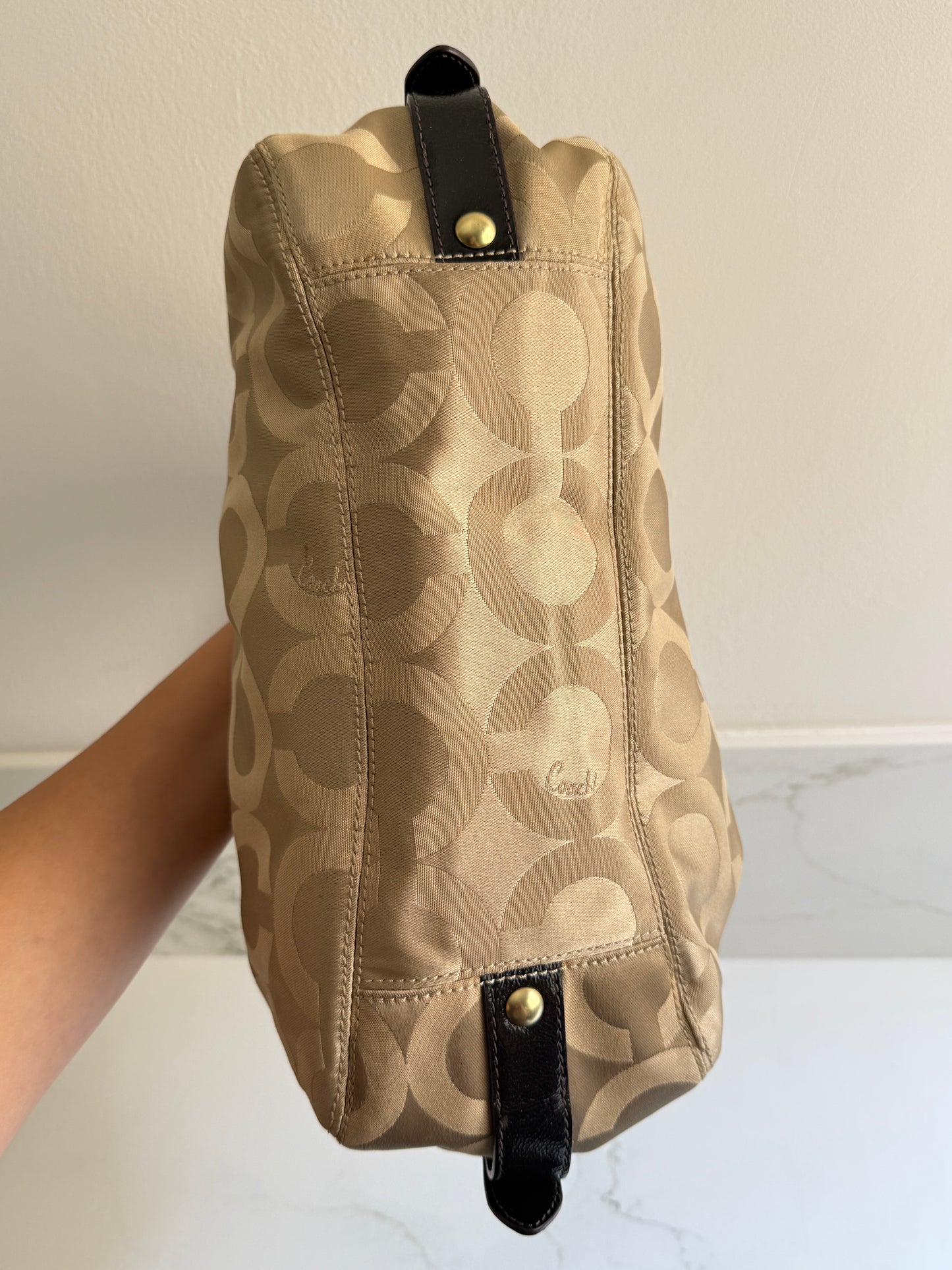 Rare Coach Madison Maggie Shoulder Bag