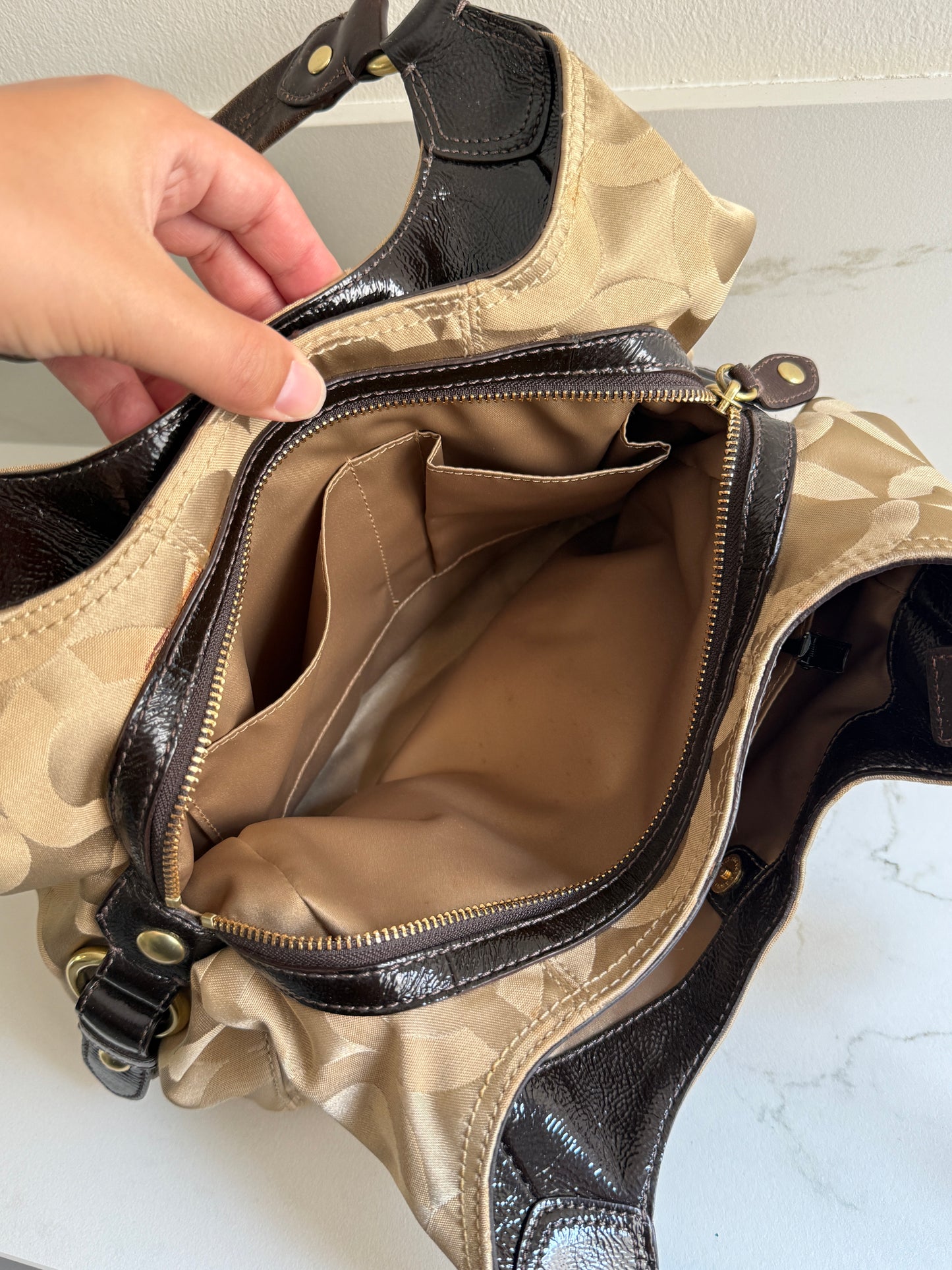 Rare Coach Madison Maggie Shoulder Bag