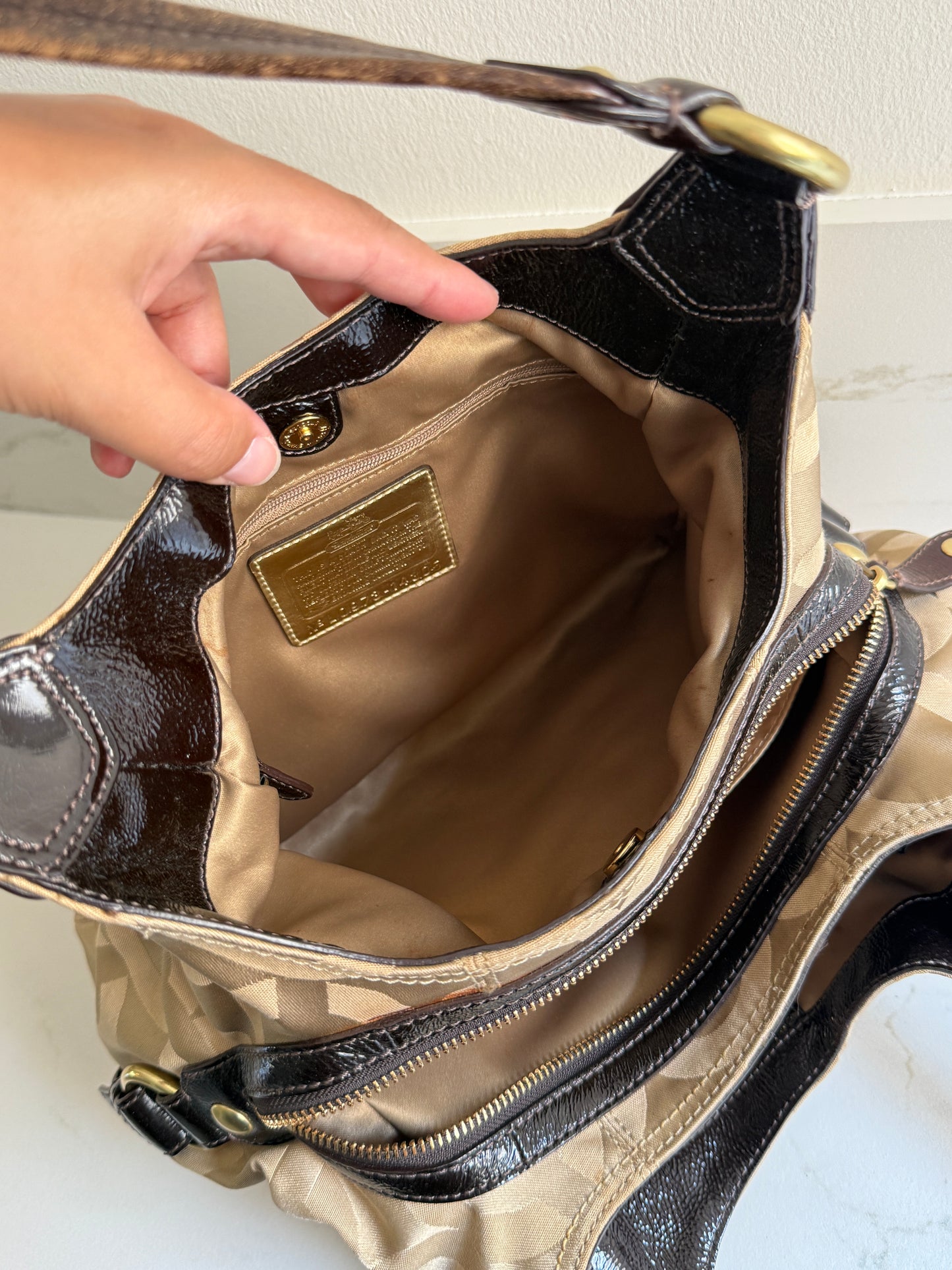 Rare Coach Madison Maggie Shoulder Bag