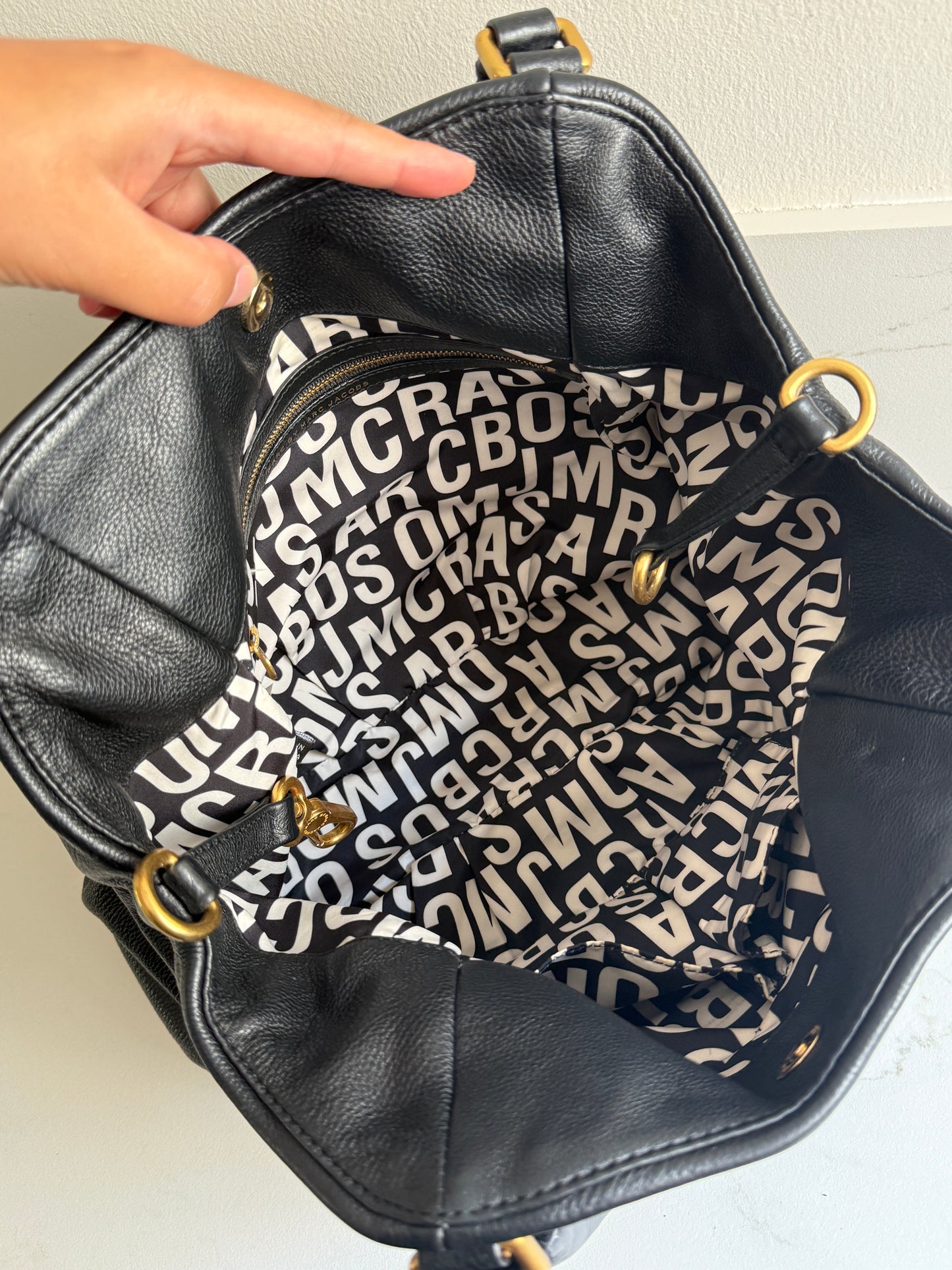 Marc by Marc Jacobs Classic Q Fran Leather Shoulder Bag