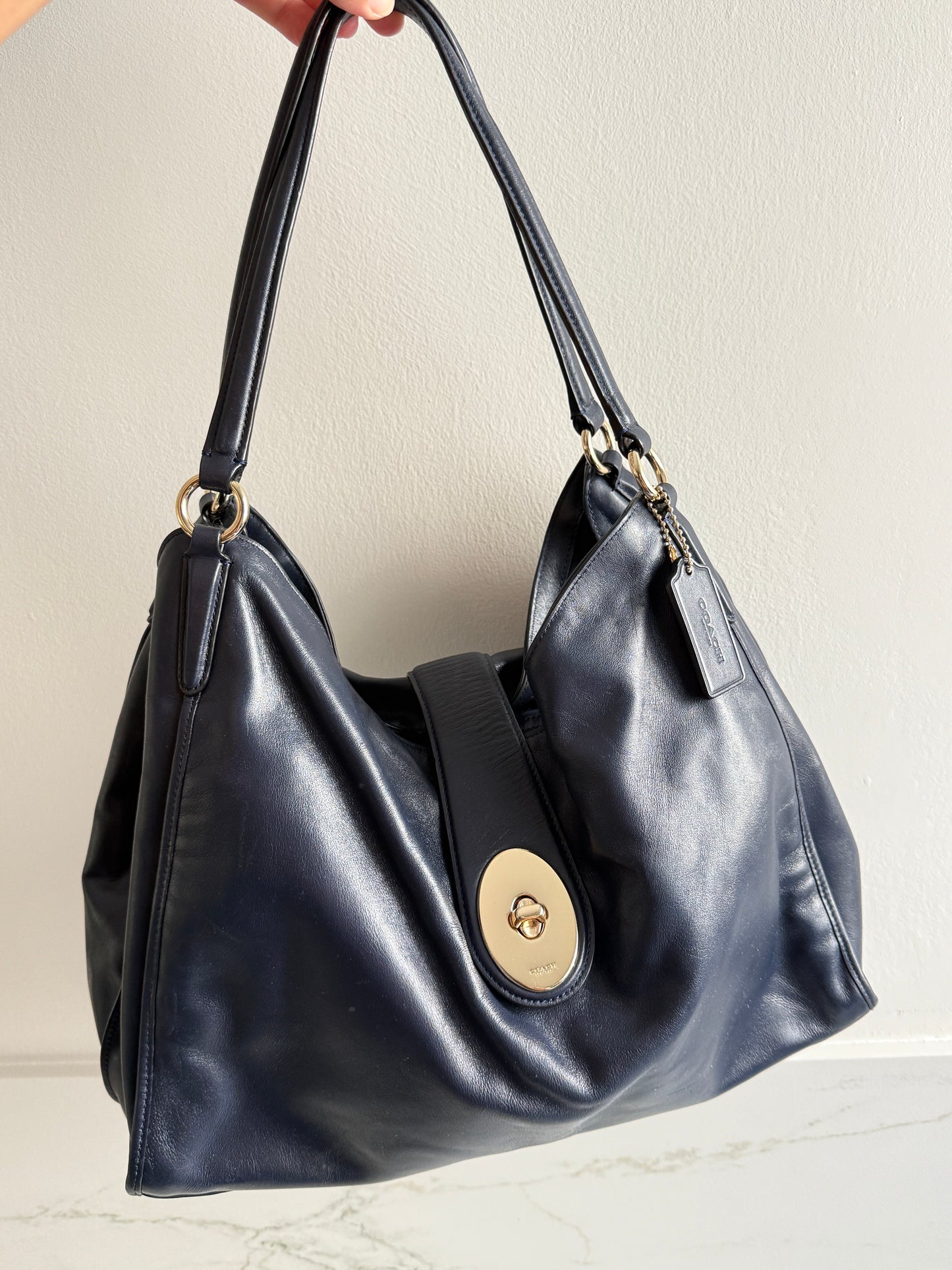 Super Rare Coach Carlyle Leather Shoulder Bag