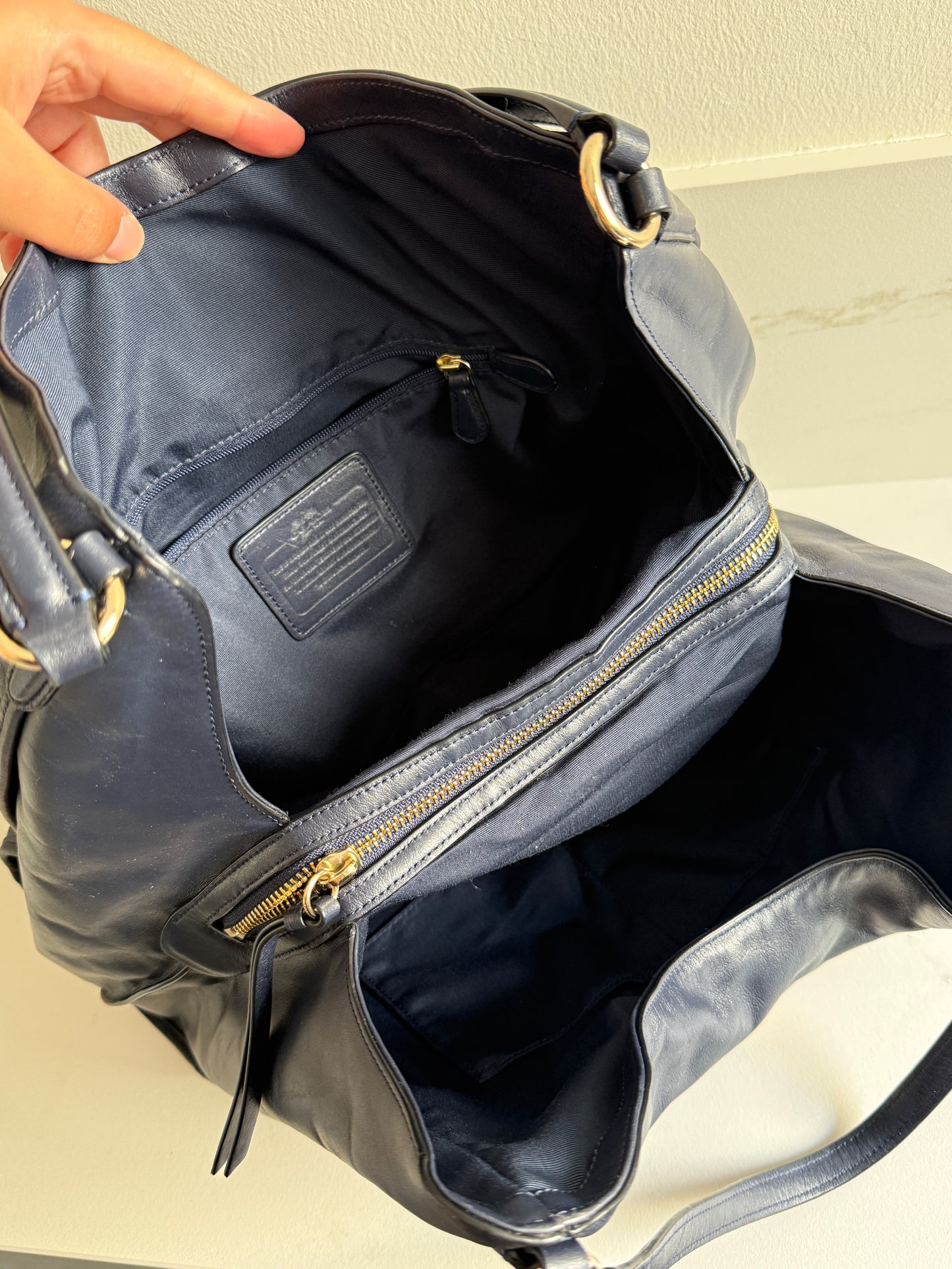 Super Rare Coach Carlyle Leather Shoulder Bag