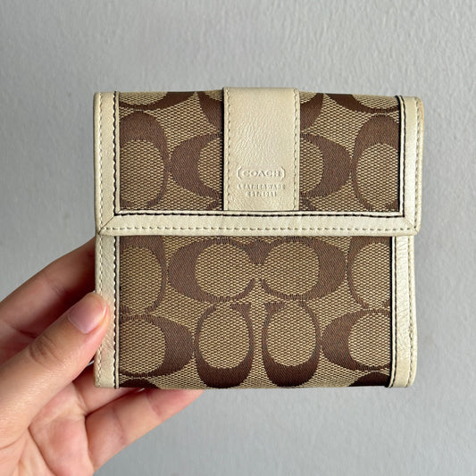 Super Rare Coach Signature Wallet