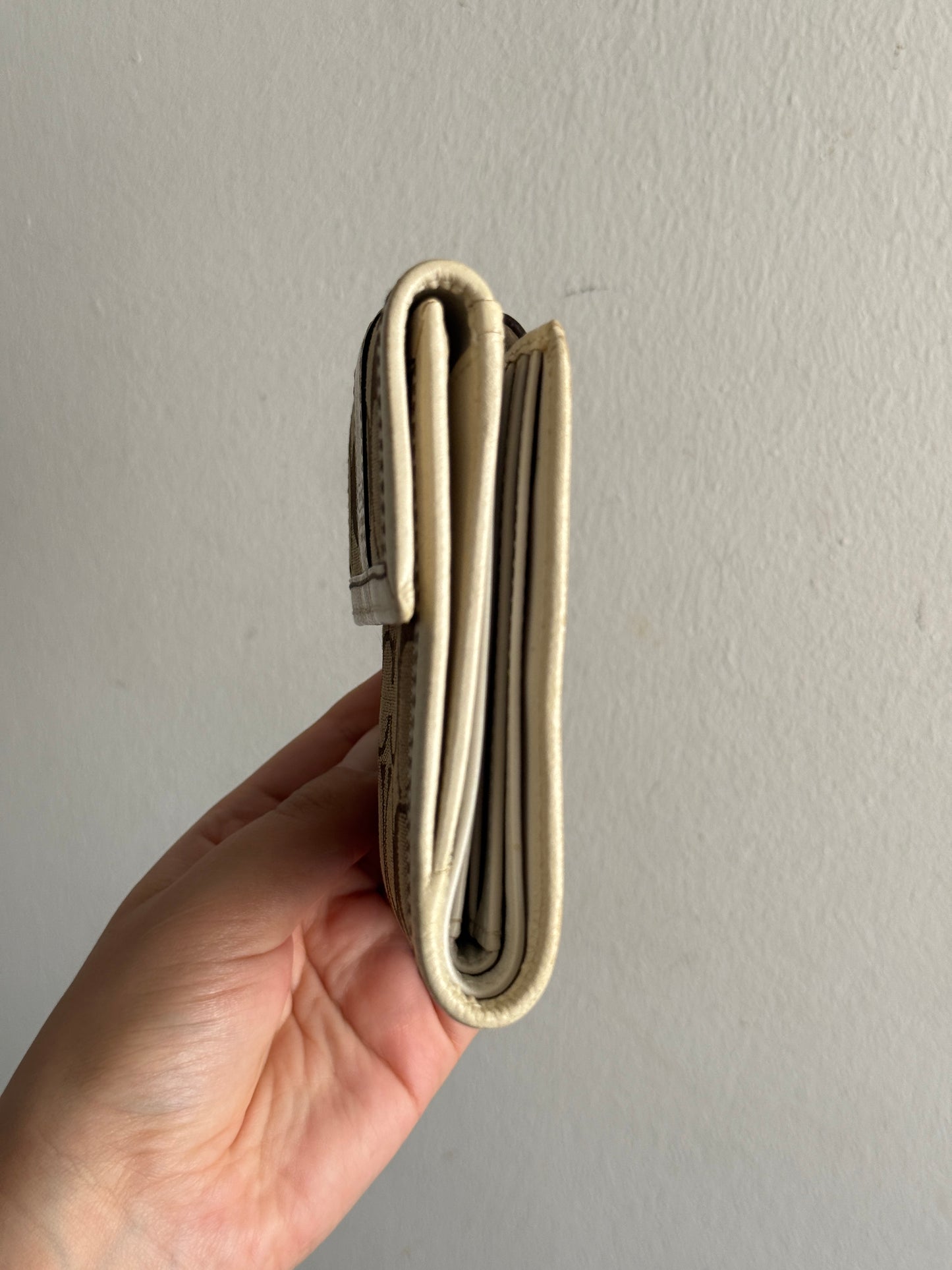 Super Rare Coach Signature Wallet