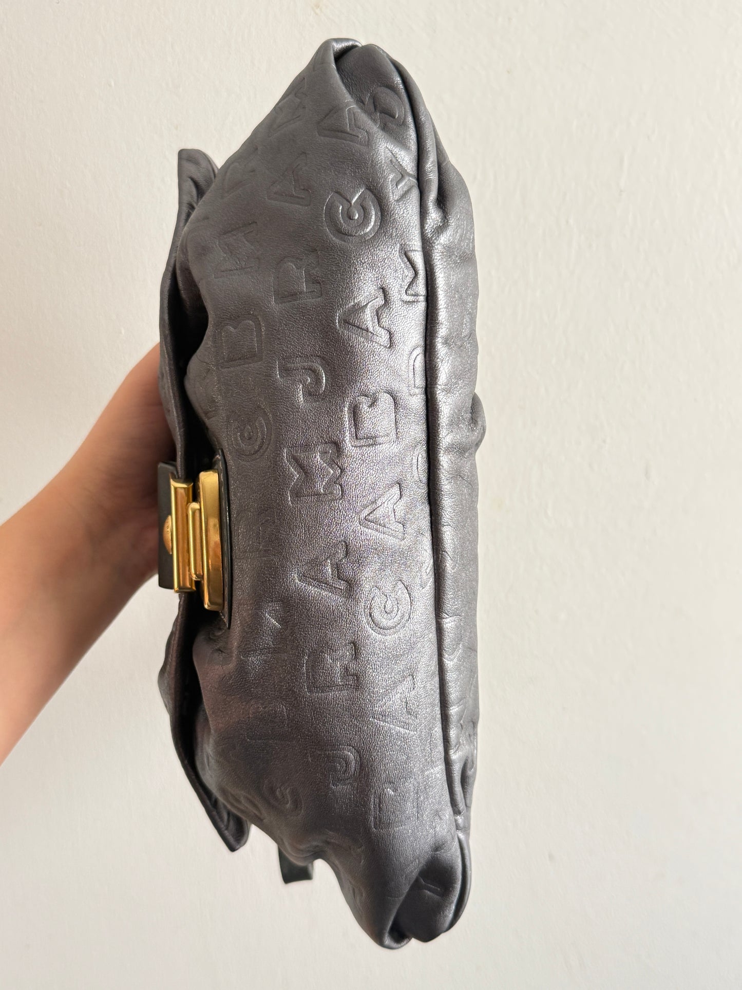 Super Rare Marc by Marc Jacobs Dreamy Logo Linda Shoulder Bag