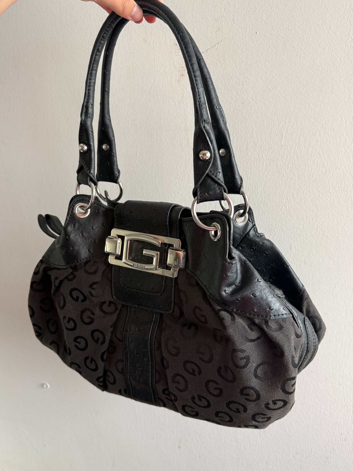 Super Rare Guess Tote Shoulder Bag