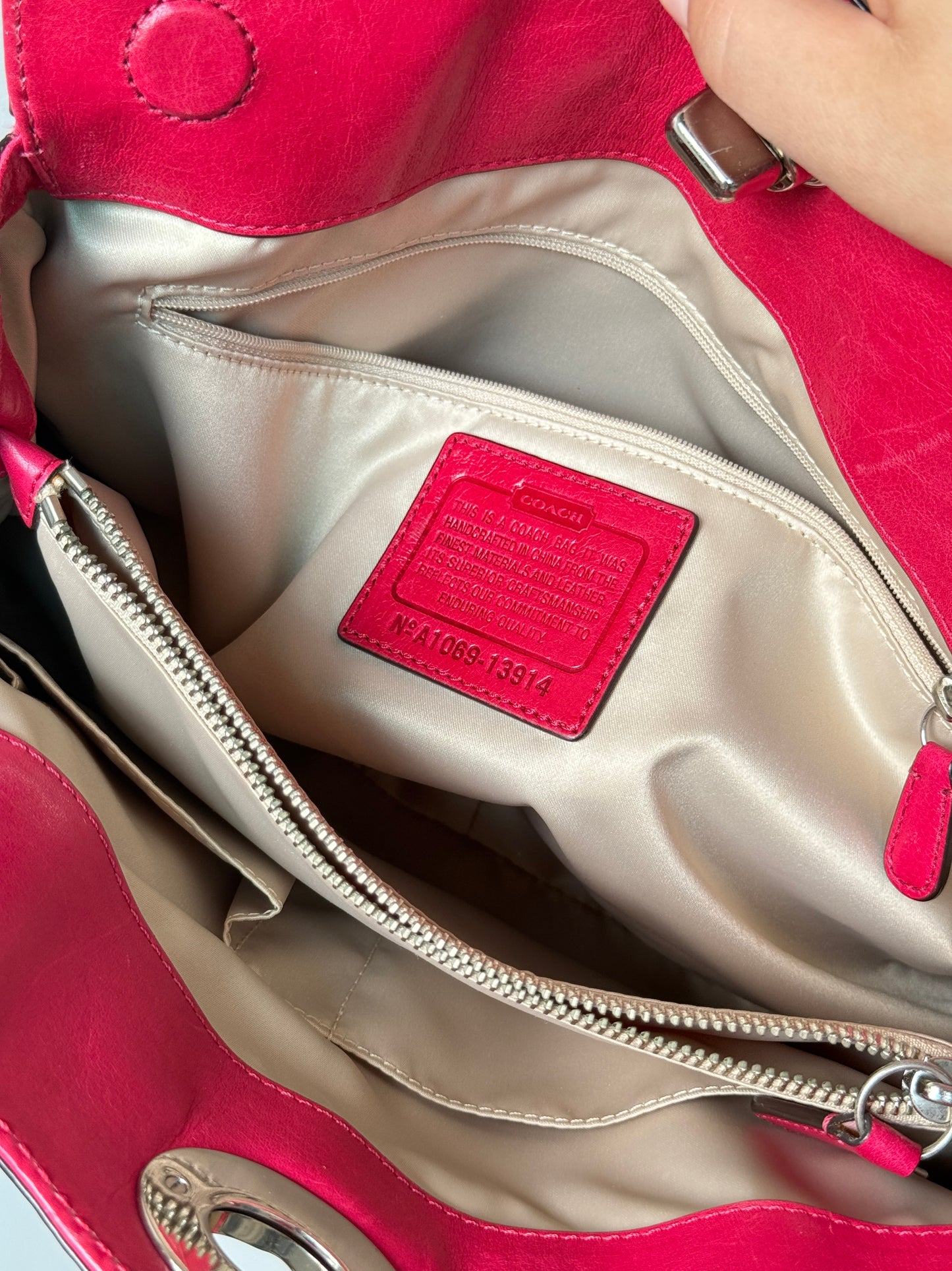 Super Rare Coach Garnet Pink Leather Shoulder Bag