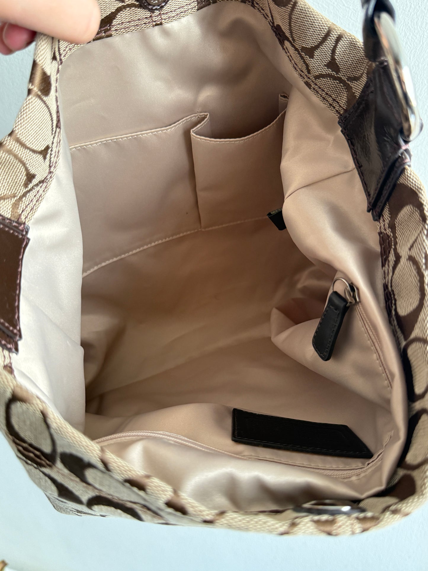 Coach Signature Hobo Shoulder Bag