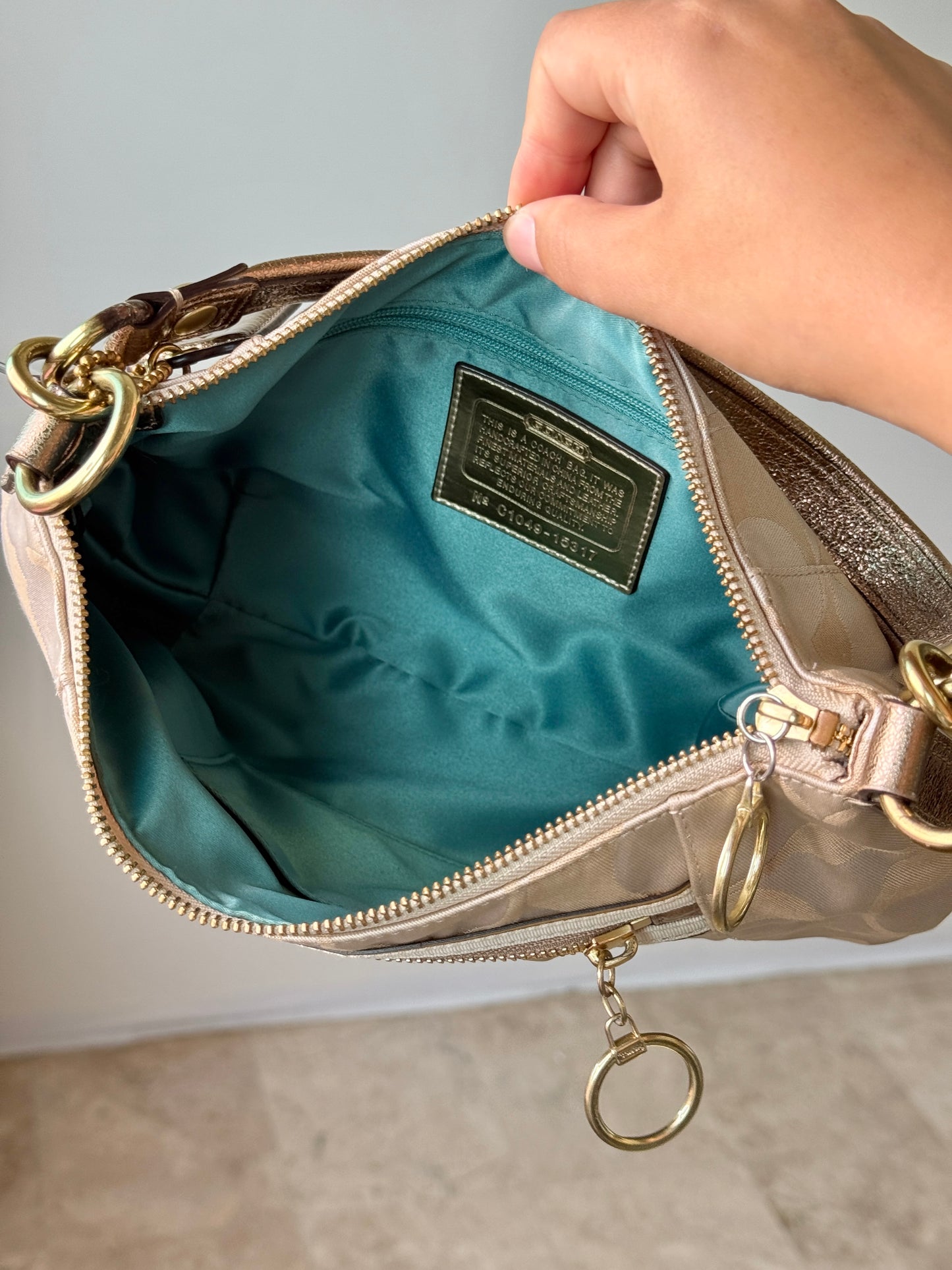 Rare Coach Poppy Signature Shoulder Bag
