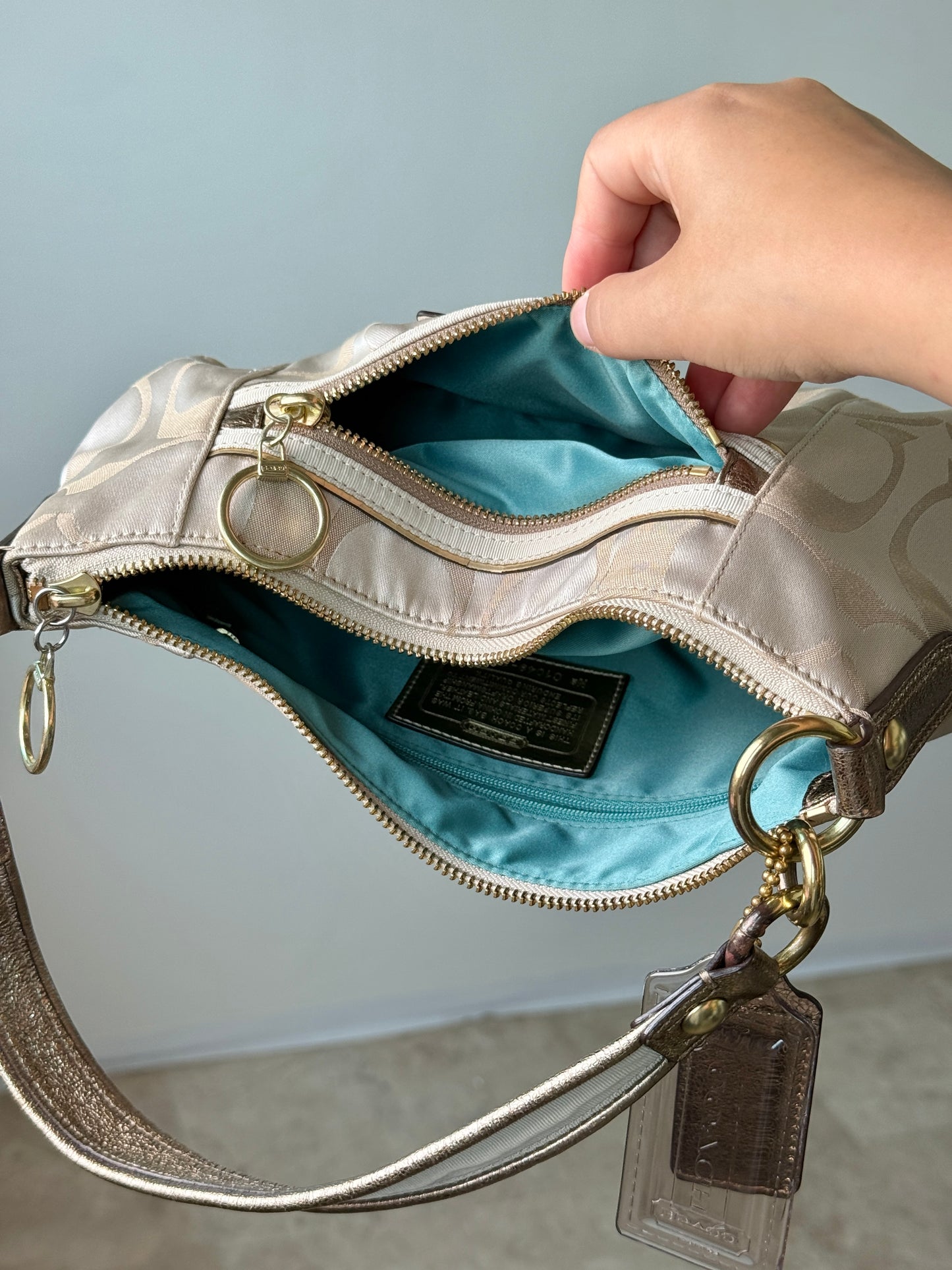 Rare Coach Poppy Signature Shoulder Bag