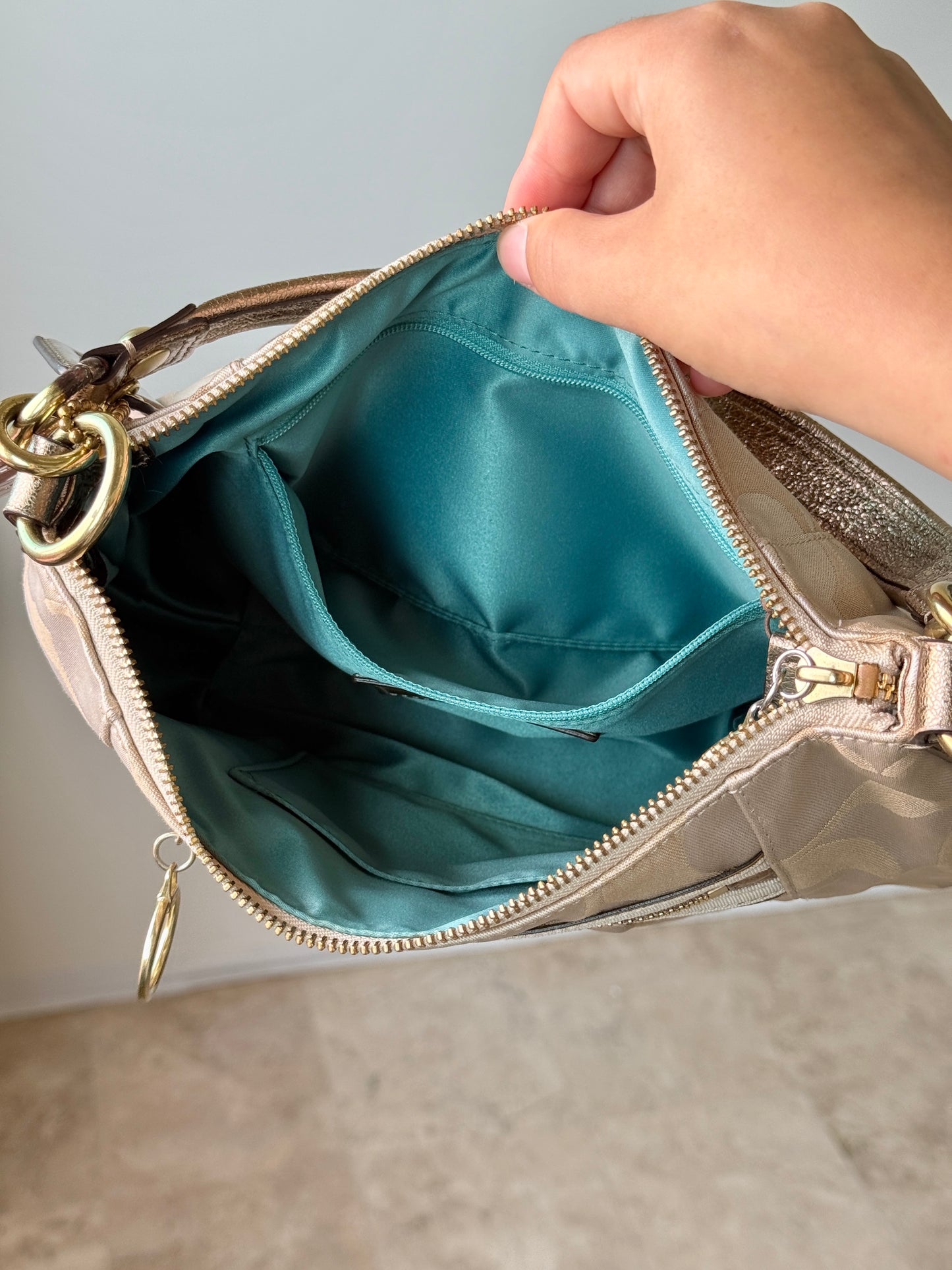 Rare Coach Poppy Signature Shoulder Bag