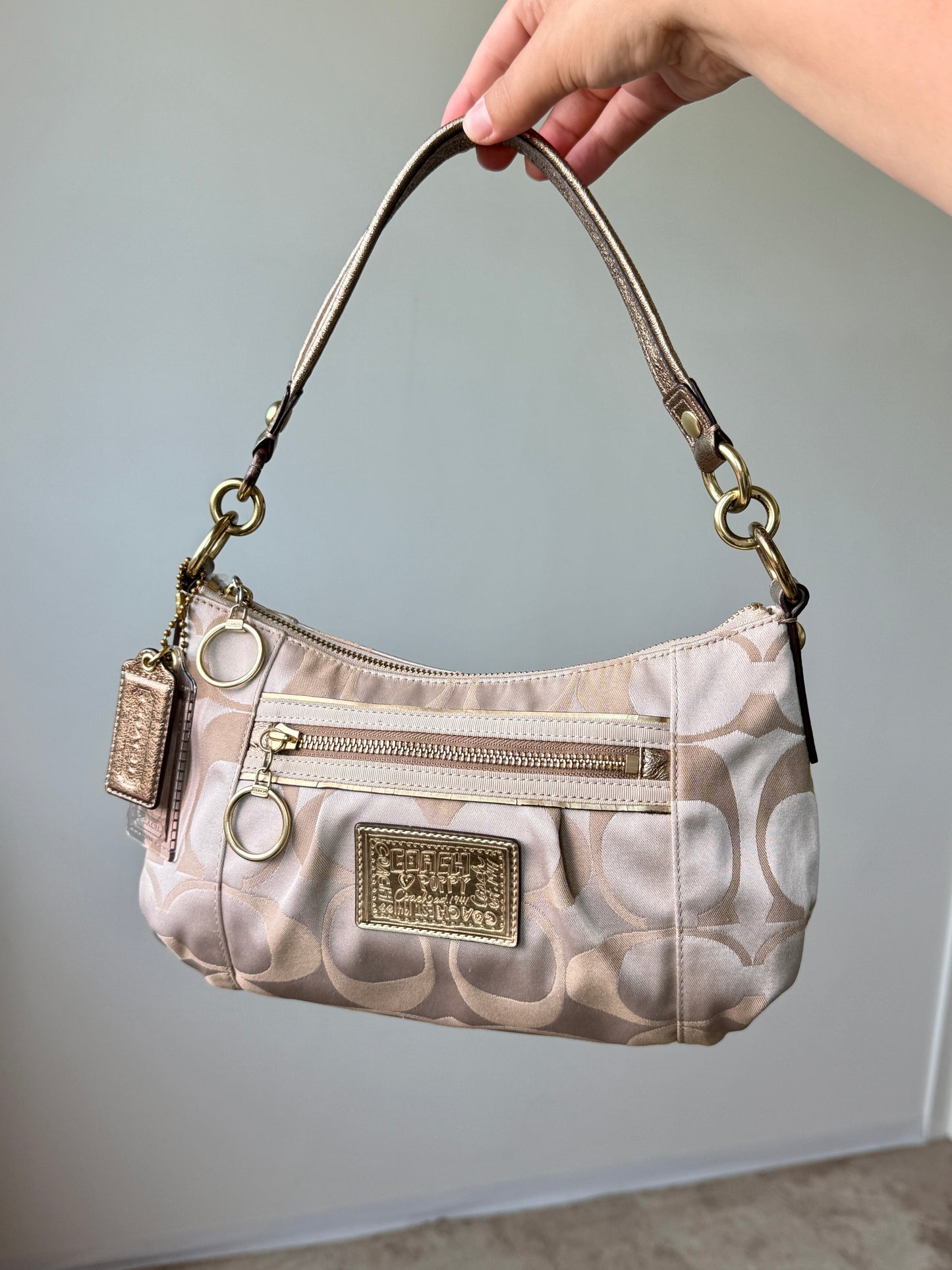 Rare Coach Poppy Signature Shoulder Bag