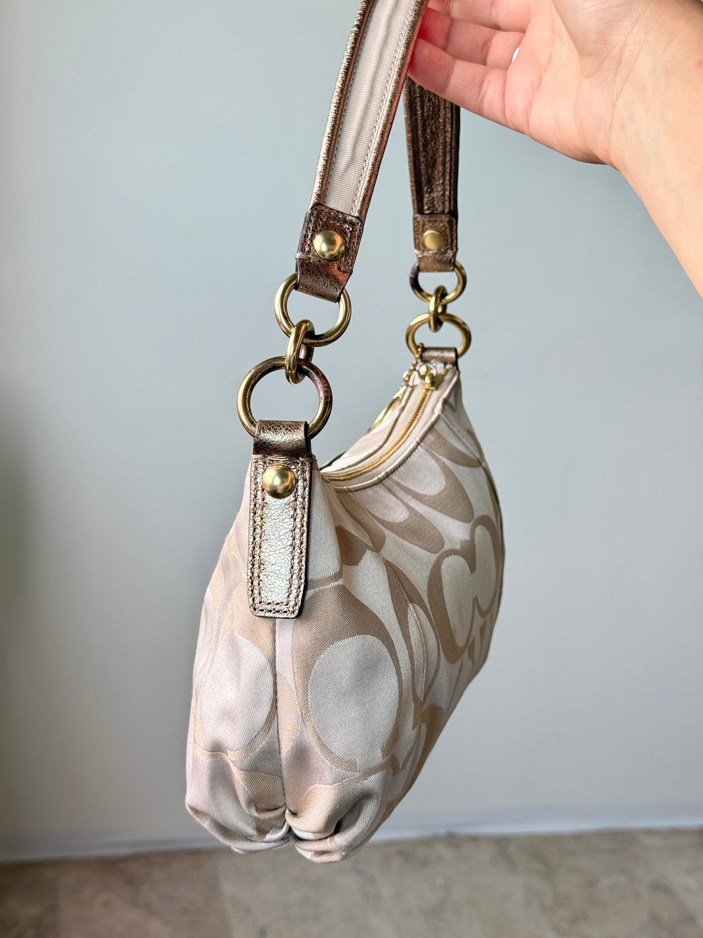 Rare Coach Poppy Signature Shoulder Bag