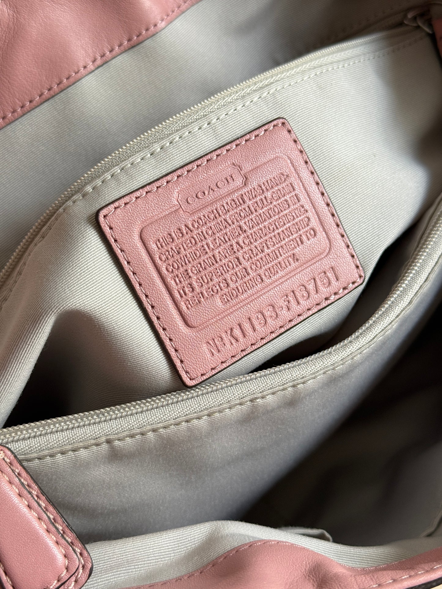 Rare Coach Soho Carryall Leather Shoulder Bag