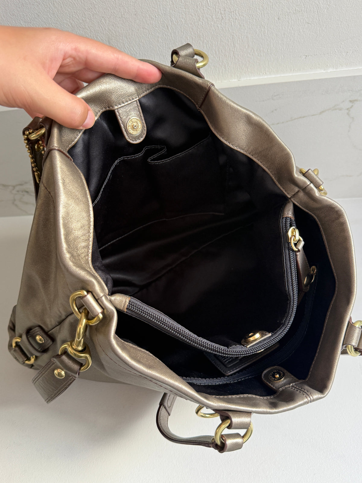 Rare Coach Ashley Leather Carryall Shoulder Bag