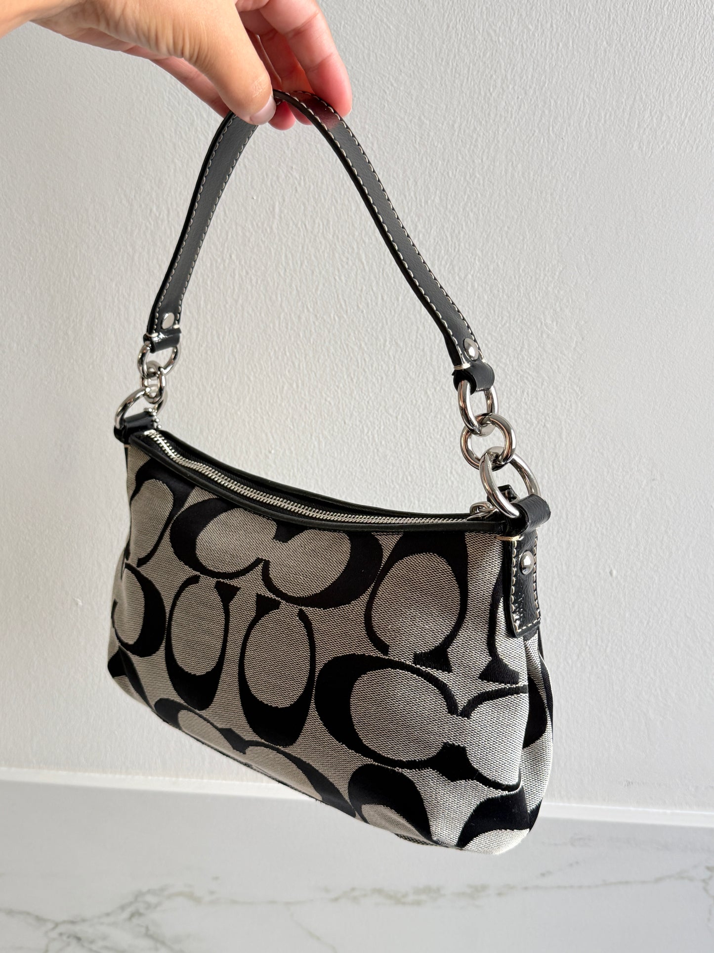 Coach Signature Shoulder Bag